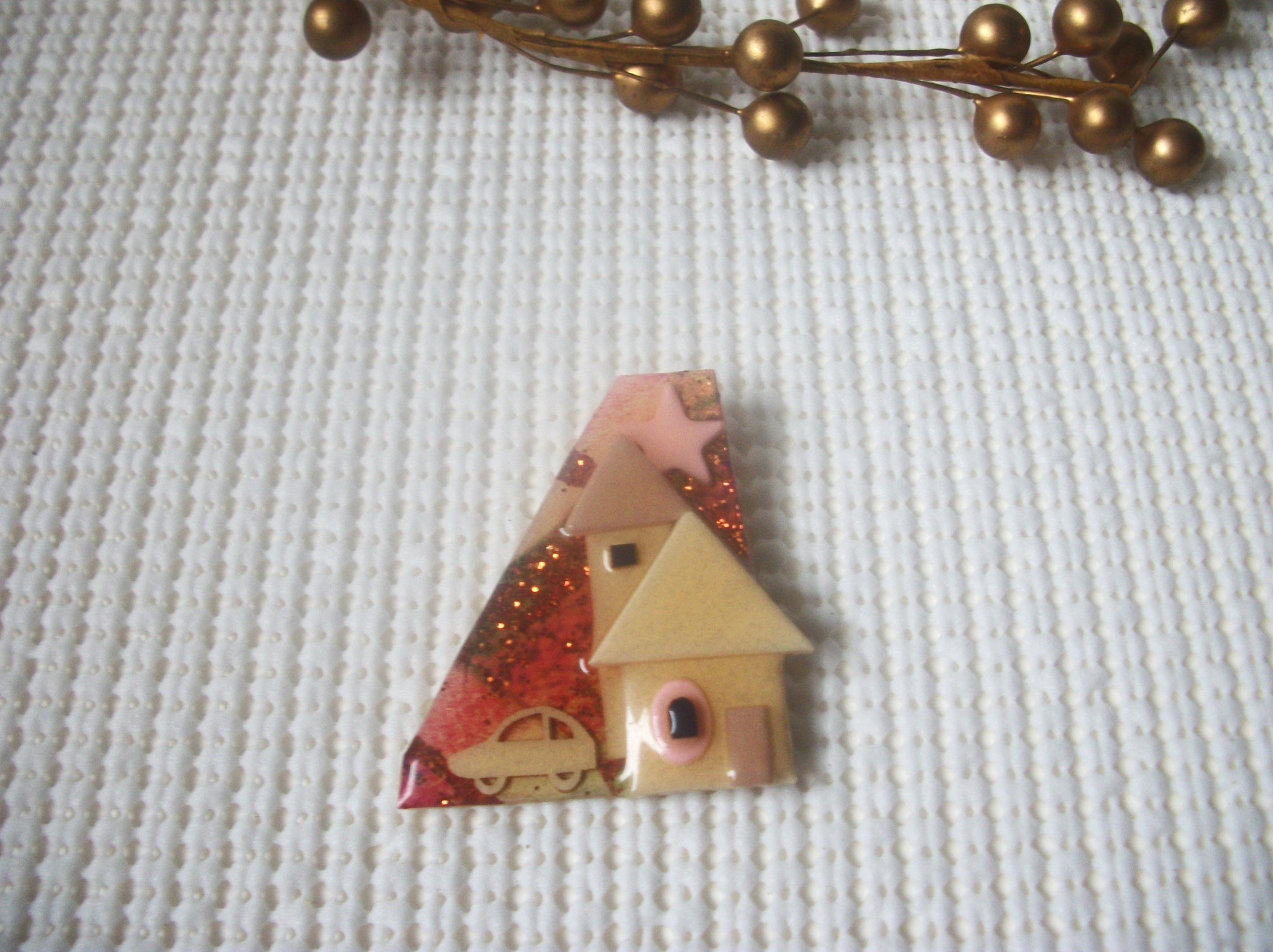 Vintage Lucinda House Pins, Love Heart Happy Valentine`s Day 021321