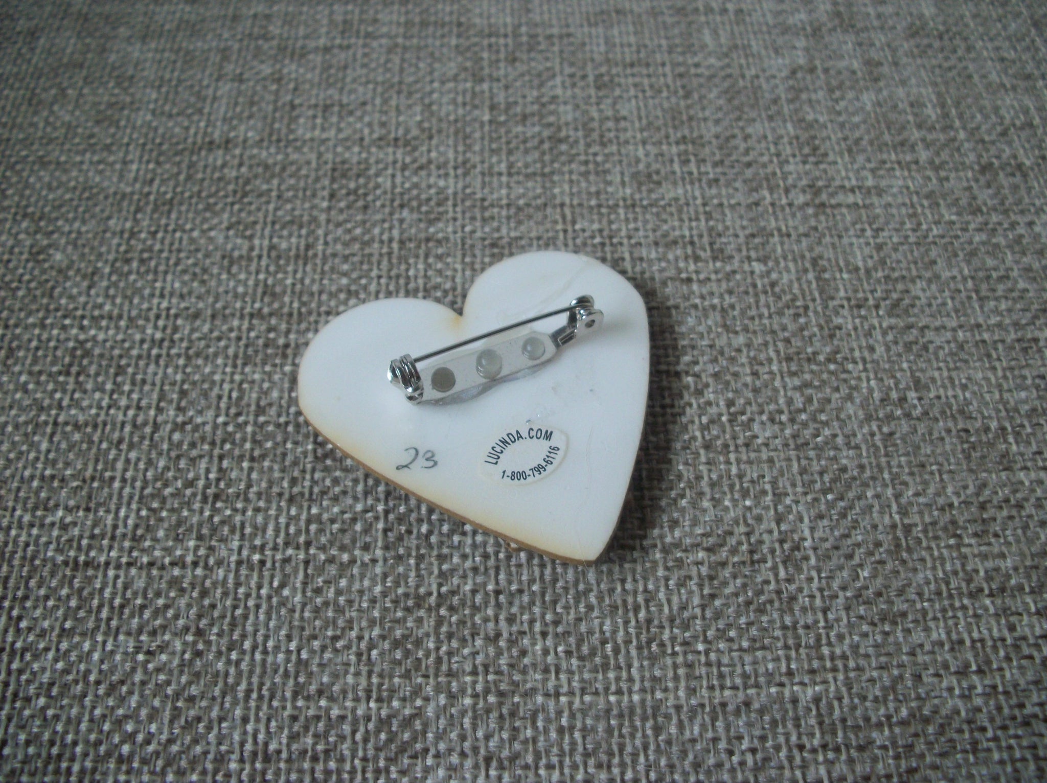 RARE Romantic Lucinda House Pins Valentine`s Day Love Hearts Bird House Pink