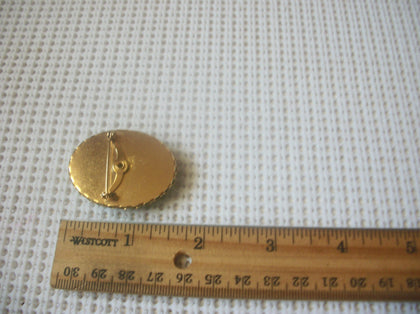 Vintage Brooch Pin Bezel Set Green Floral Raised Resin Gold Tone, 52017