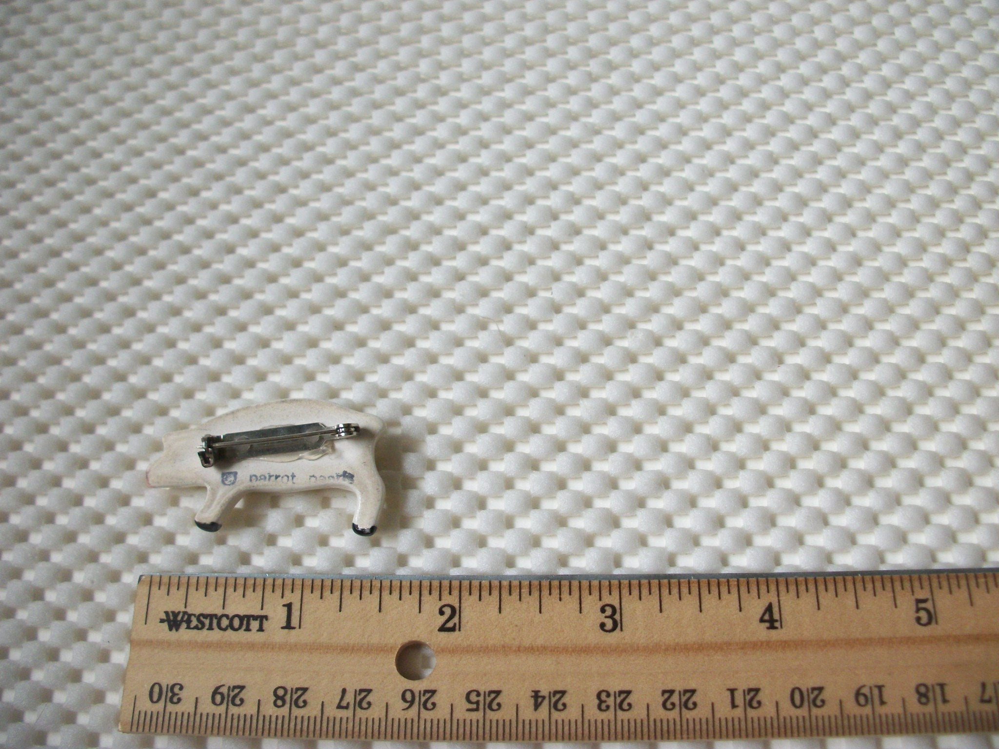 Vintage Brooch Pin, Ceramic Pig Heart Love 031121