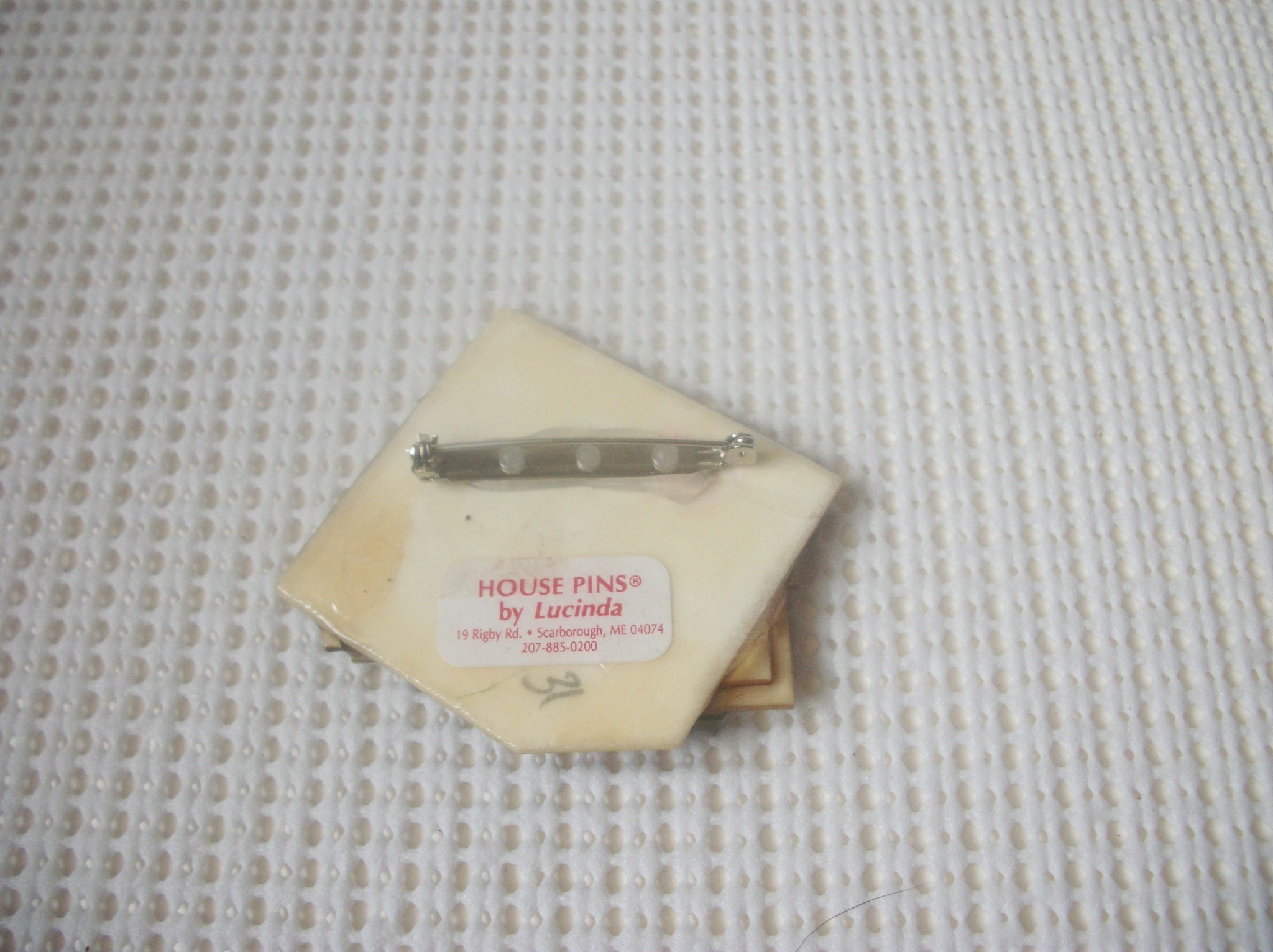 RARE Lucinda House Pins, Very Detailed Christmas Theme Glitter Moon Sled Festive House 021321
