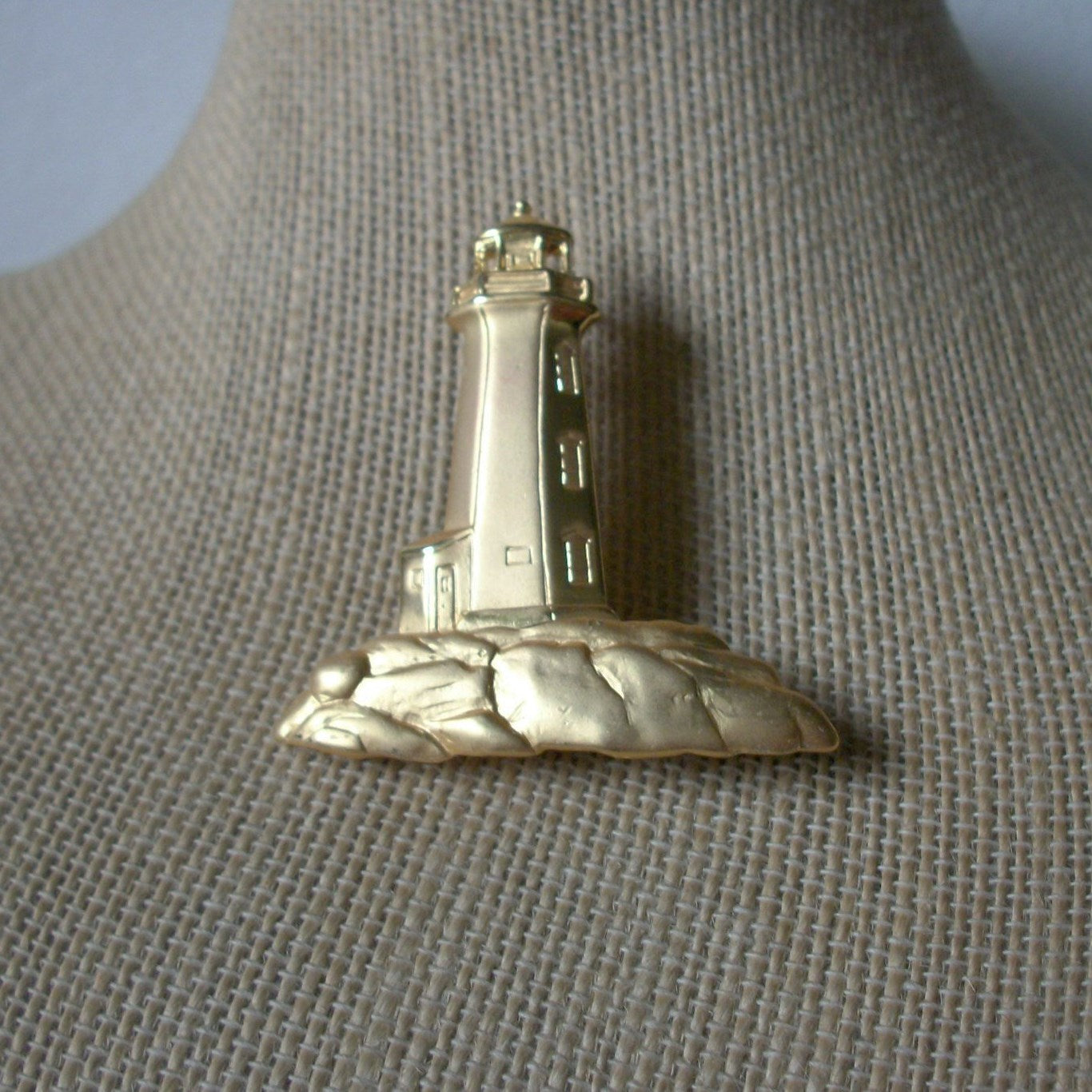 Signed JJ Vintage Brooch Pin, Lighthouse Rocks Gold Tone 031121