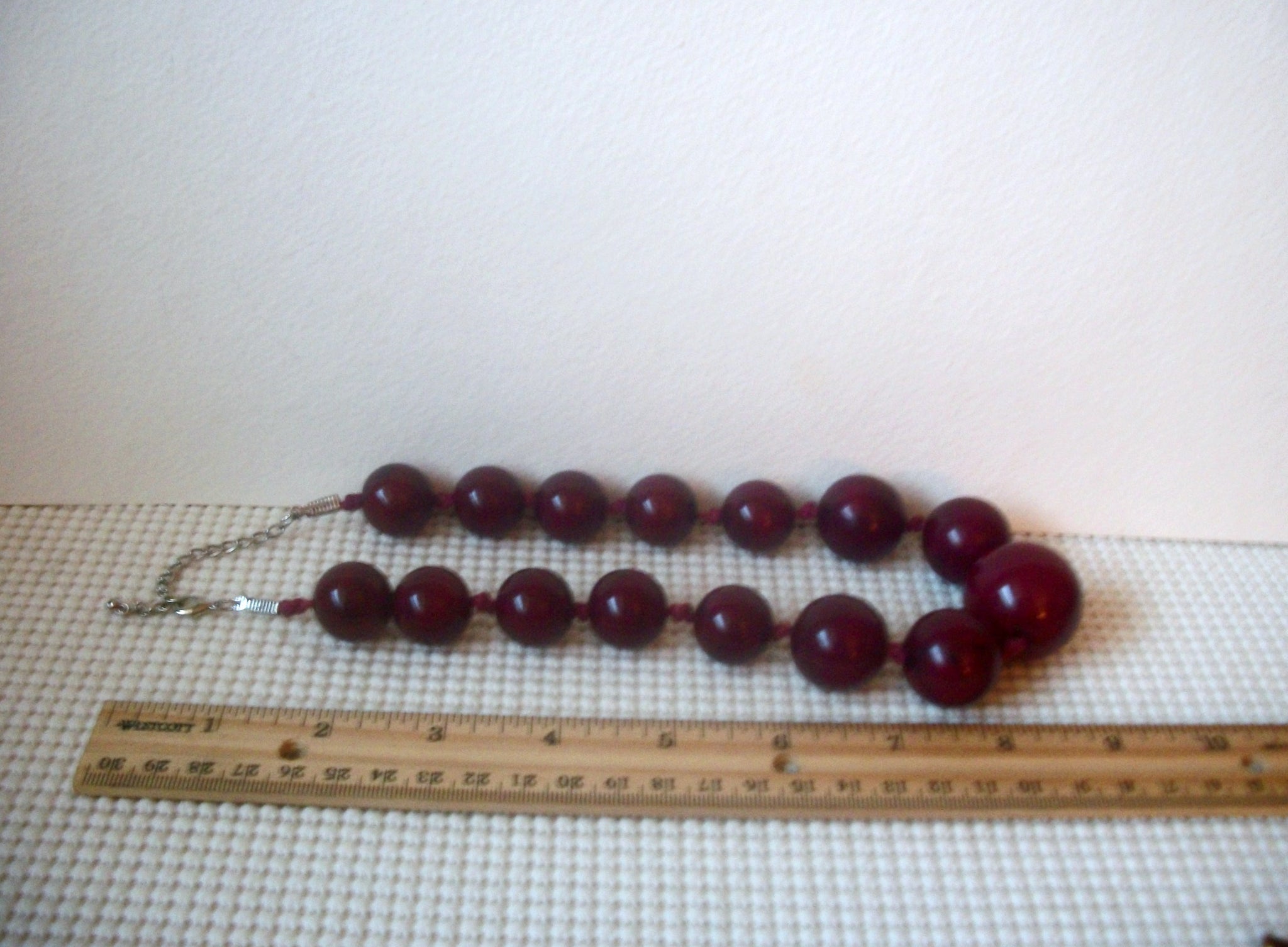 Heavier Chunky, Dark Maroon Swirls, Gumballs Old Plastic, 17" - 20" Long, Retro Necklace 022121