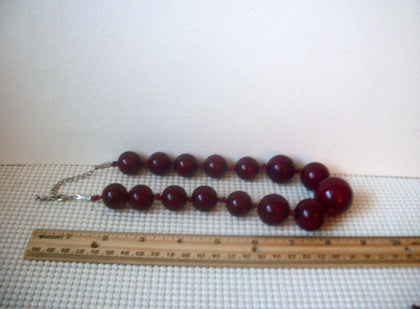 Heavier Chunky, Dark Maroon Swirls, Gumballs Old Plastic, 17" - 20" Long, Retro Necklace 022121