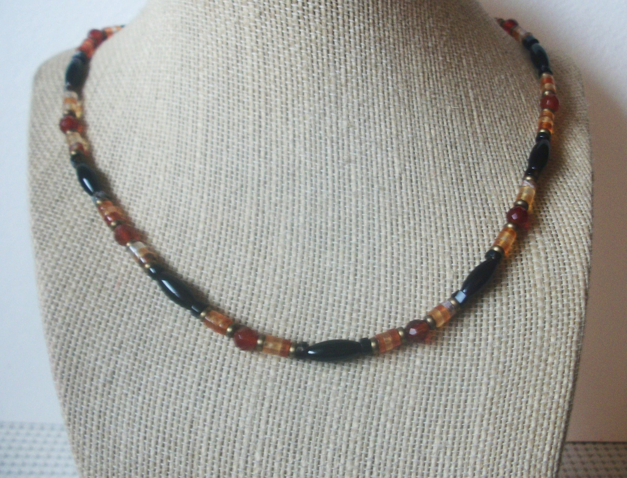 Vintage Onyx Carnelian Quartz Brass Necklace 022721