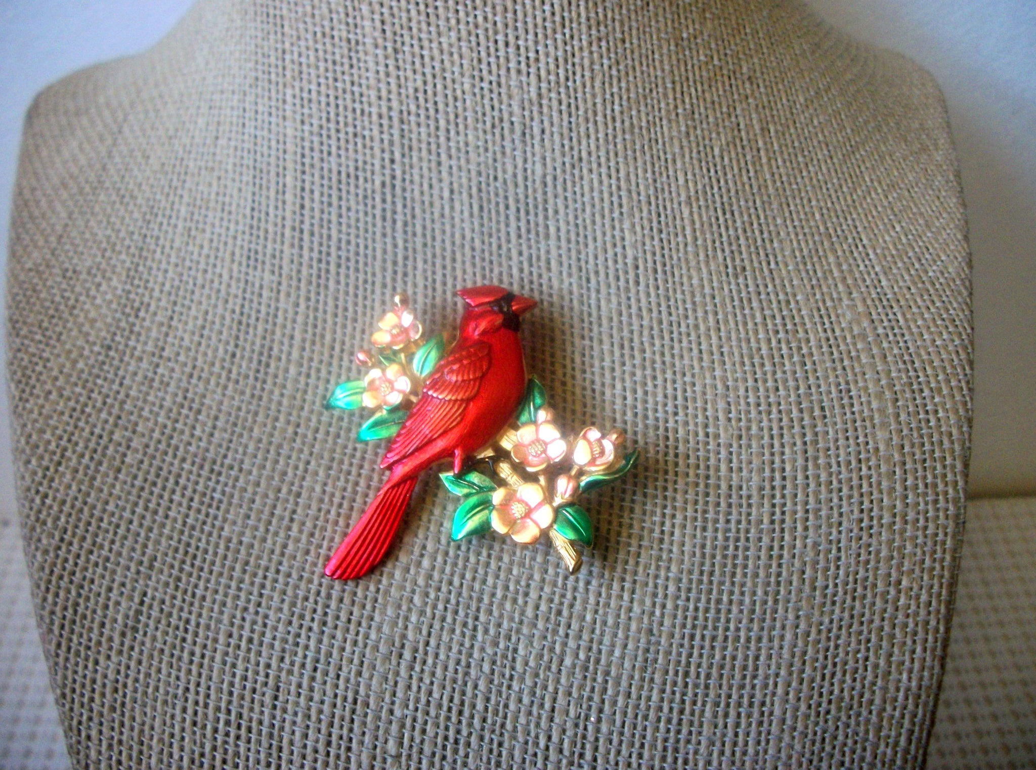 RARE Vintage Signed JJ Red Cardinal Bird Dogwood Branch Gold Tone Enameled 030221