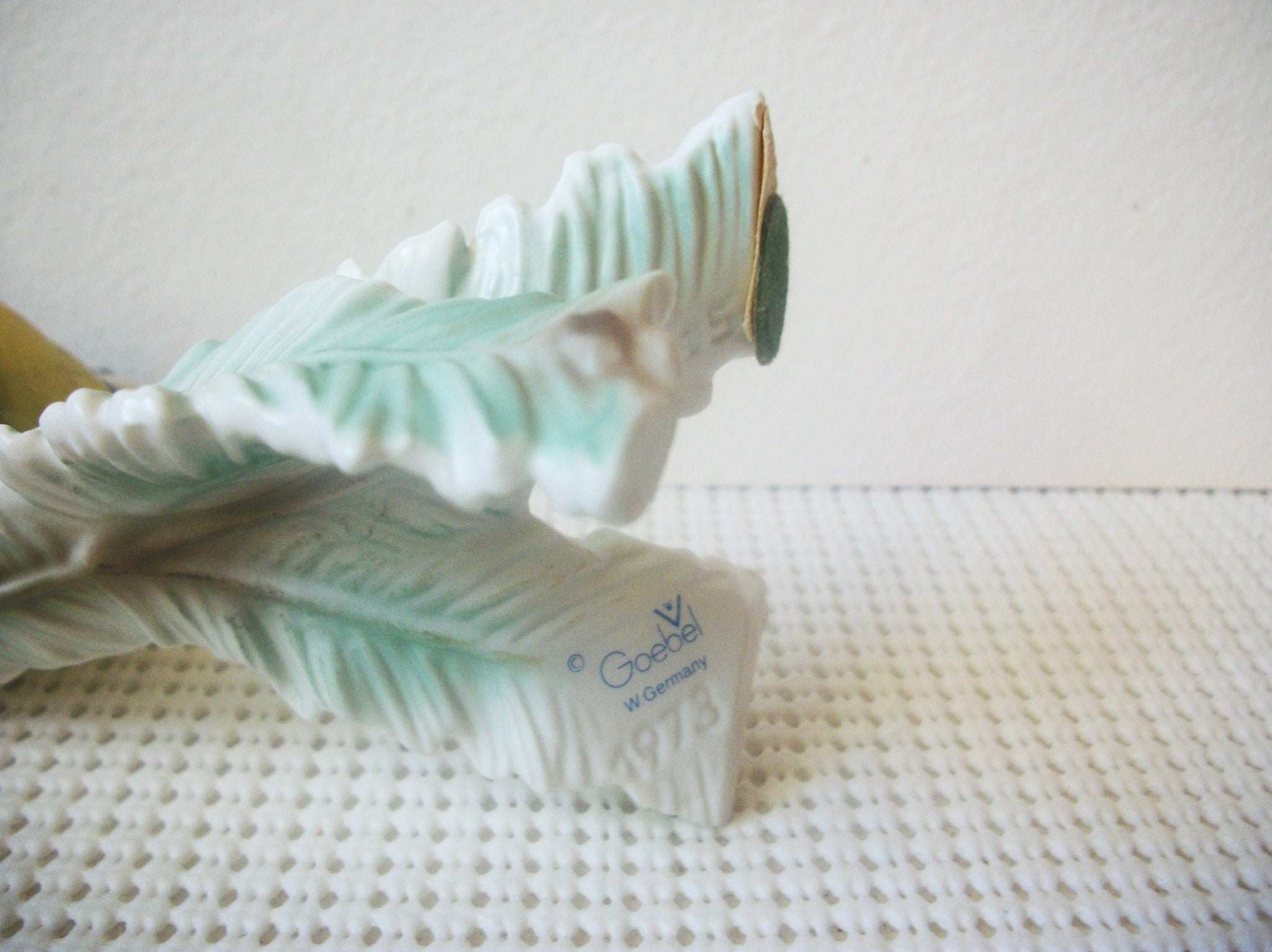 1974 GOEBEL W.GERMANY Blue Titmouse Perched On Branch