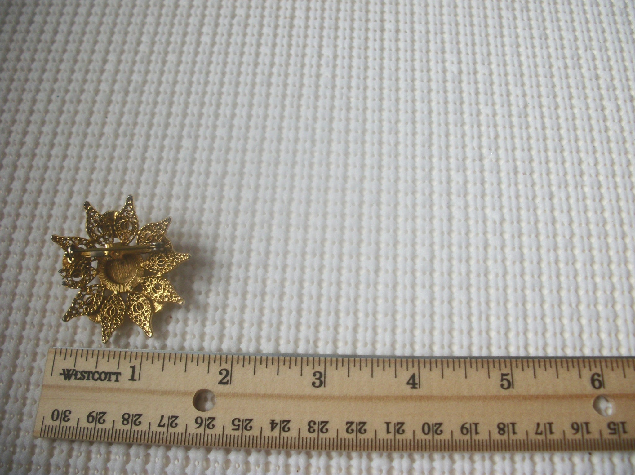 1950`s Cabochon Star White Faux Pearls Brooch Pin 73017