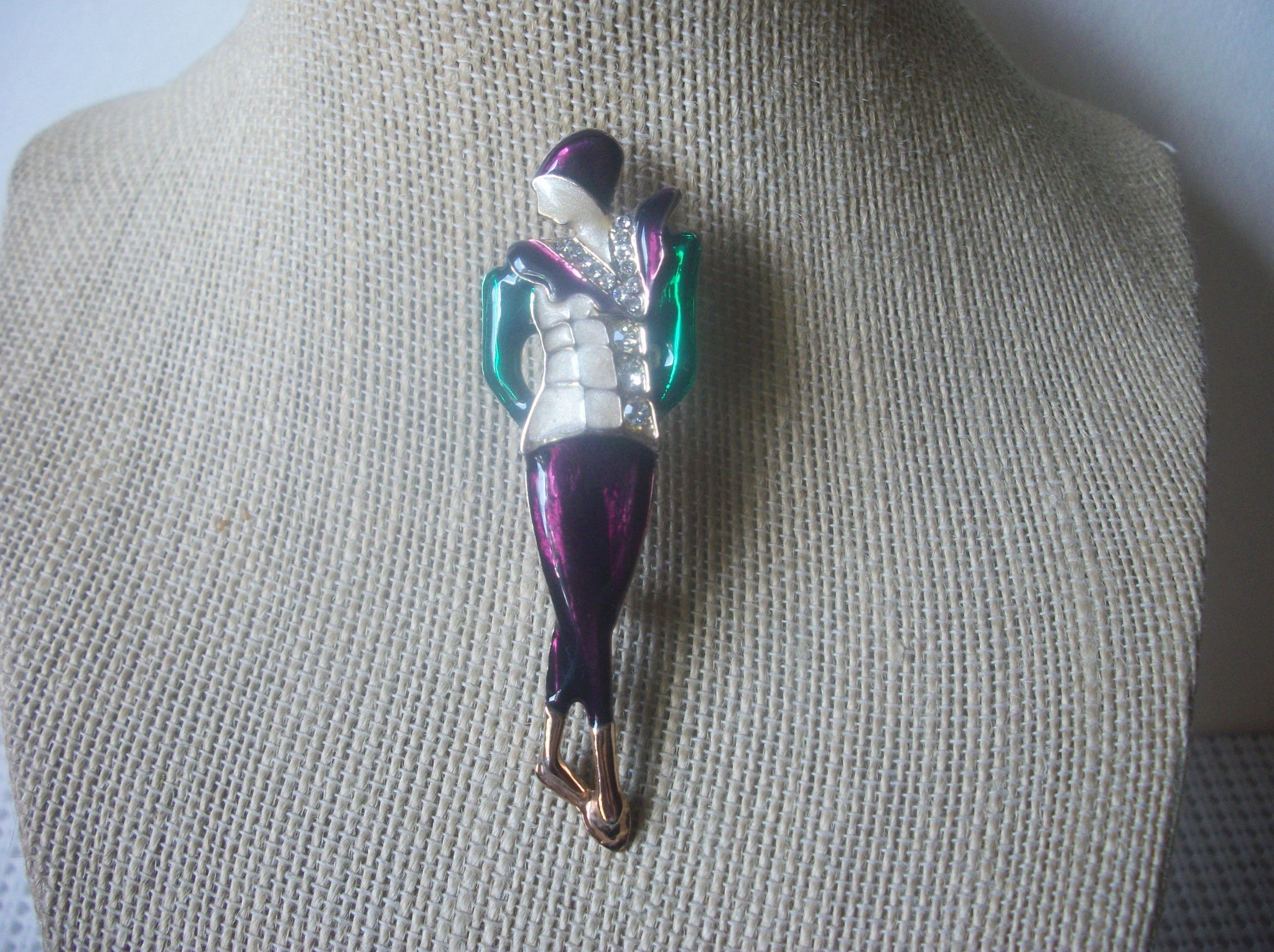 Vintage Brooch Pin, Classy Lady Beautifully Enameled Clear Rhinestones, Gold Tone 82317