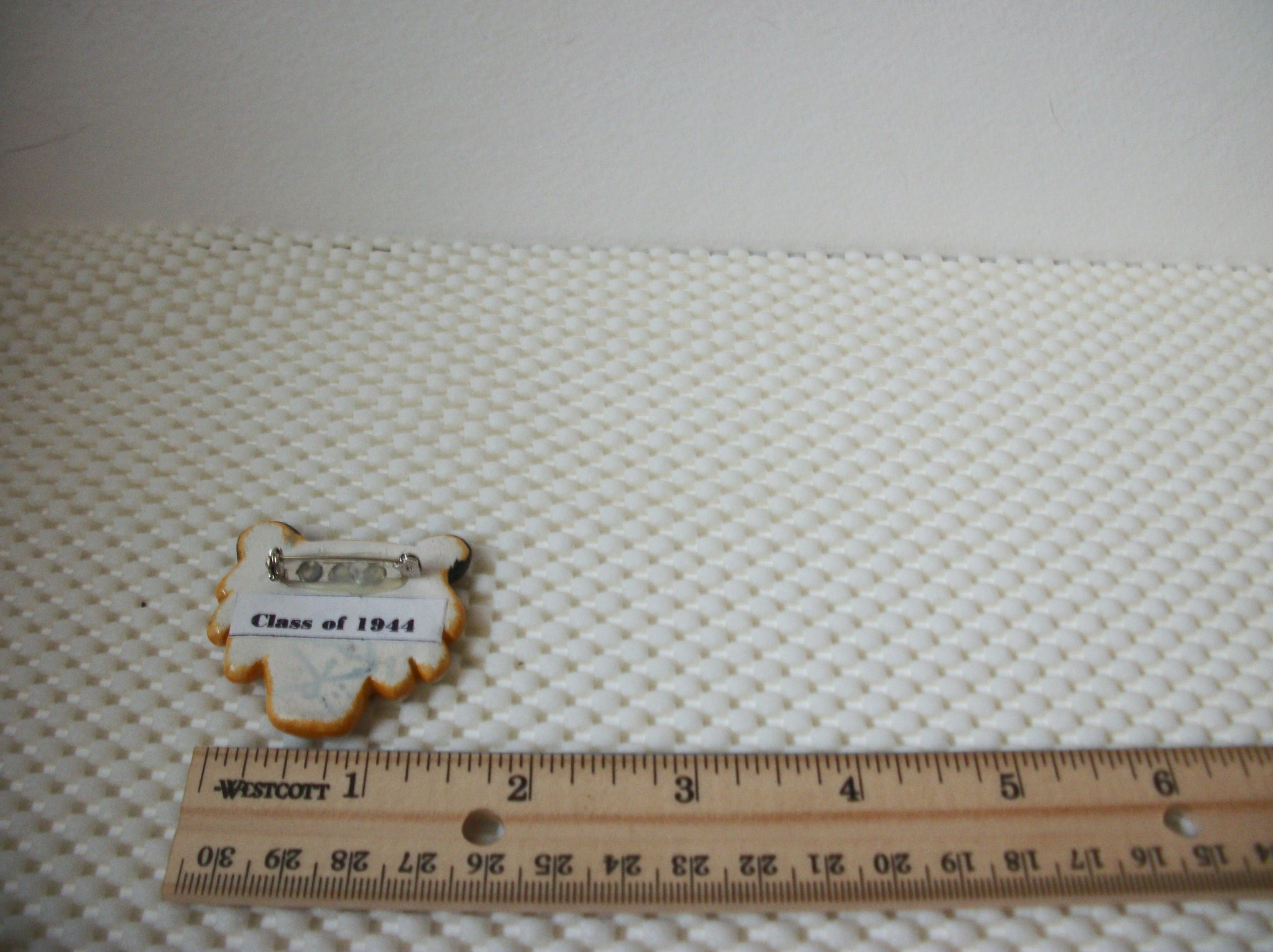 Vintage Brooch Pin, Class Of 1944 Signed Tiger Glazed Ceramic 030521