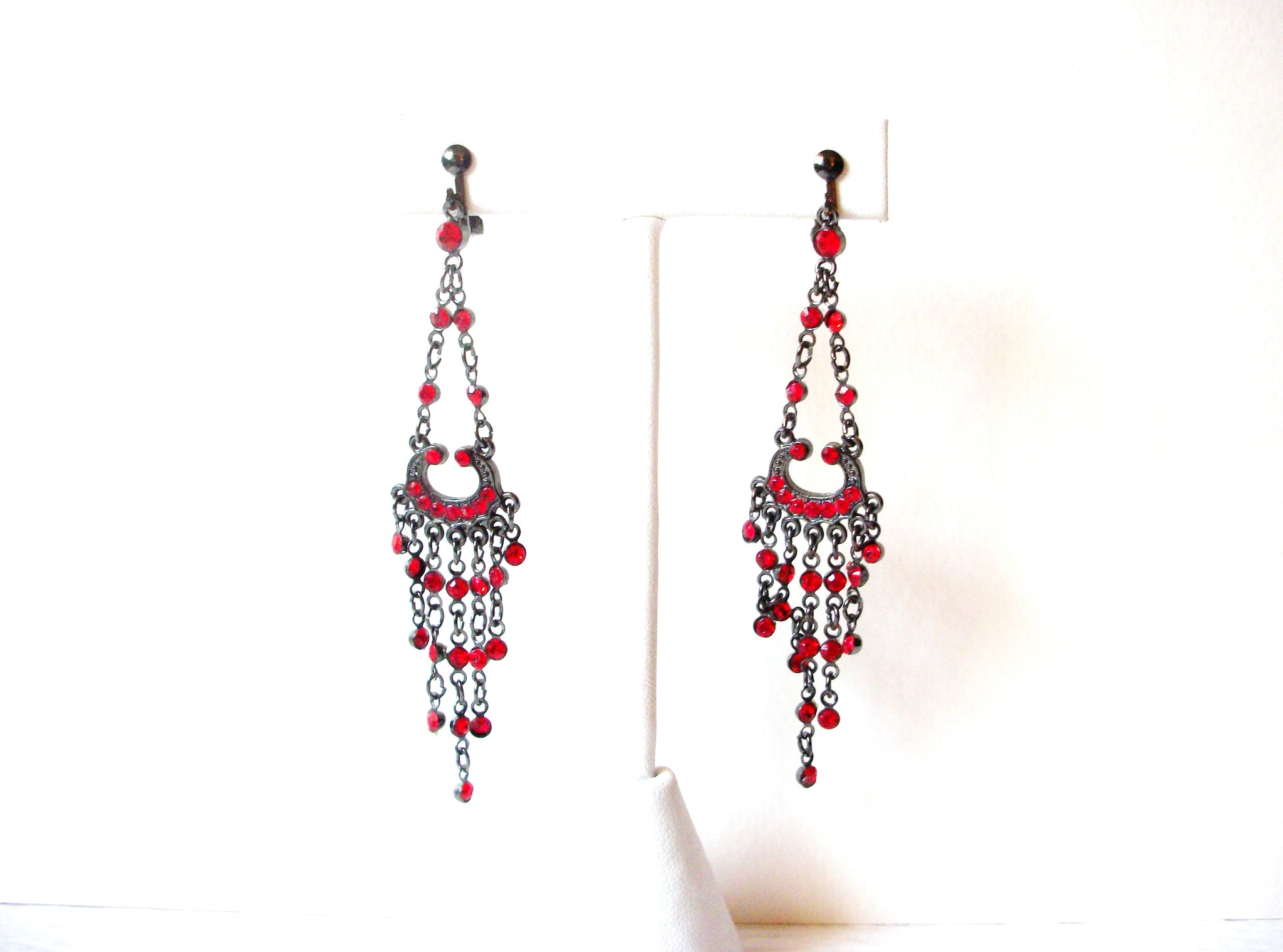 Red Rhinestones Chandelier Vintage Clip On Earrings 91517