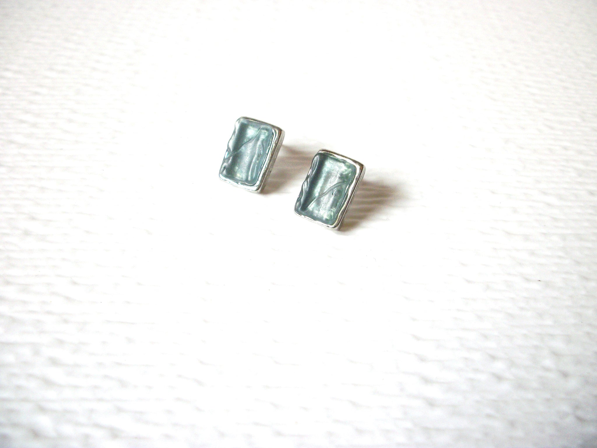 Vintage Chico`s Frosted Glass Small Stud Earrings 122820