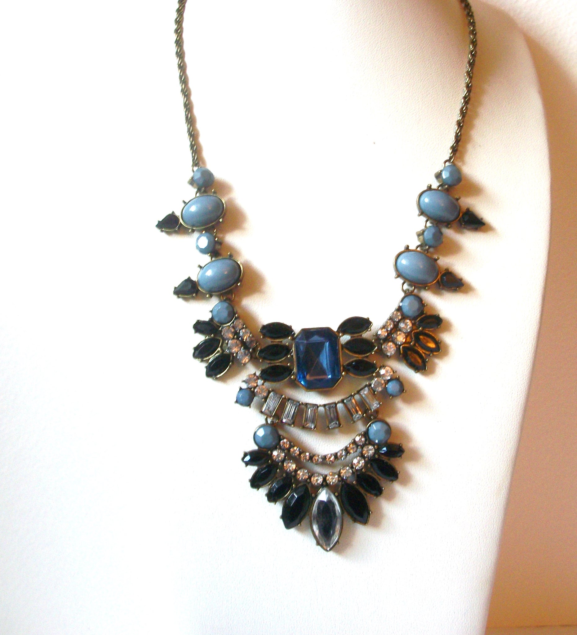 Retro Silver Gray Blue Clear Rhinestone Statement Necklace 1230