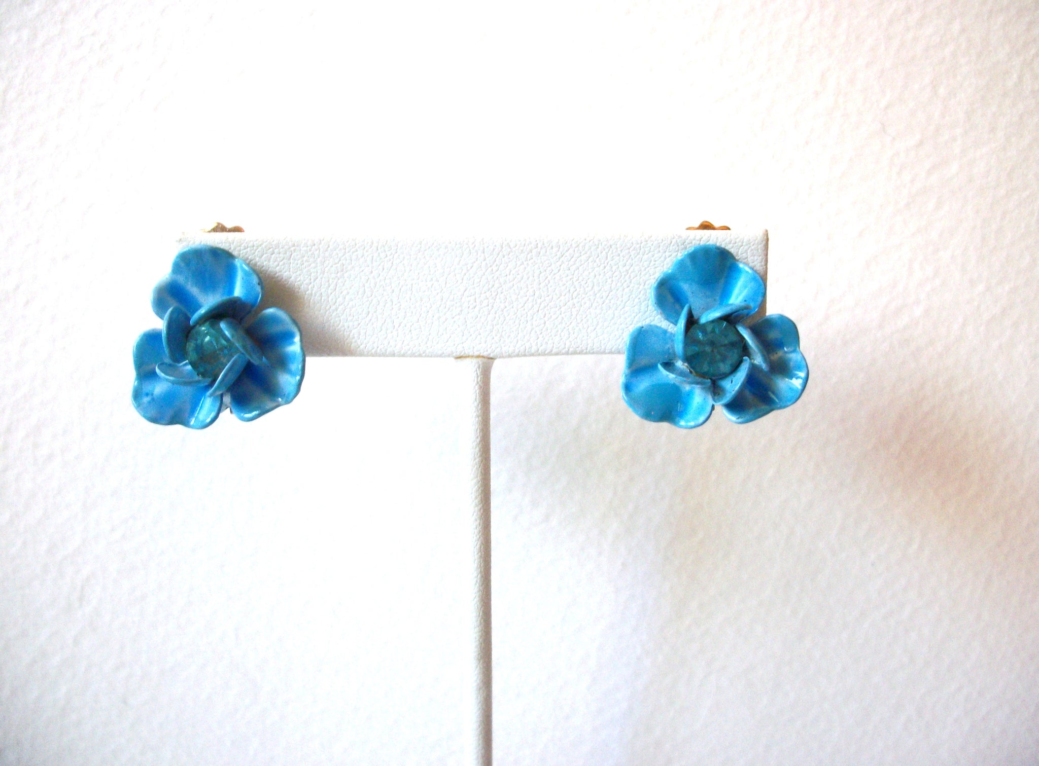 Smaller Vintage Blue Flower Clip On Earrings 80417