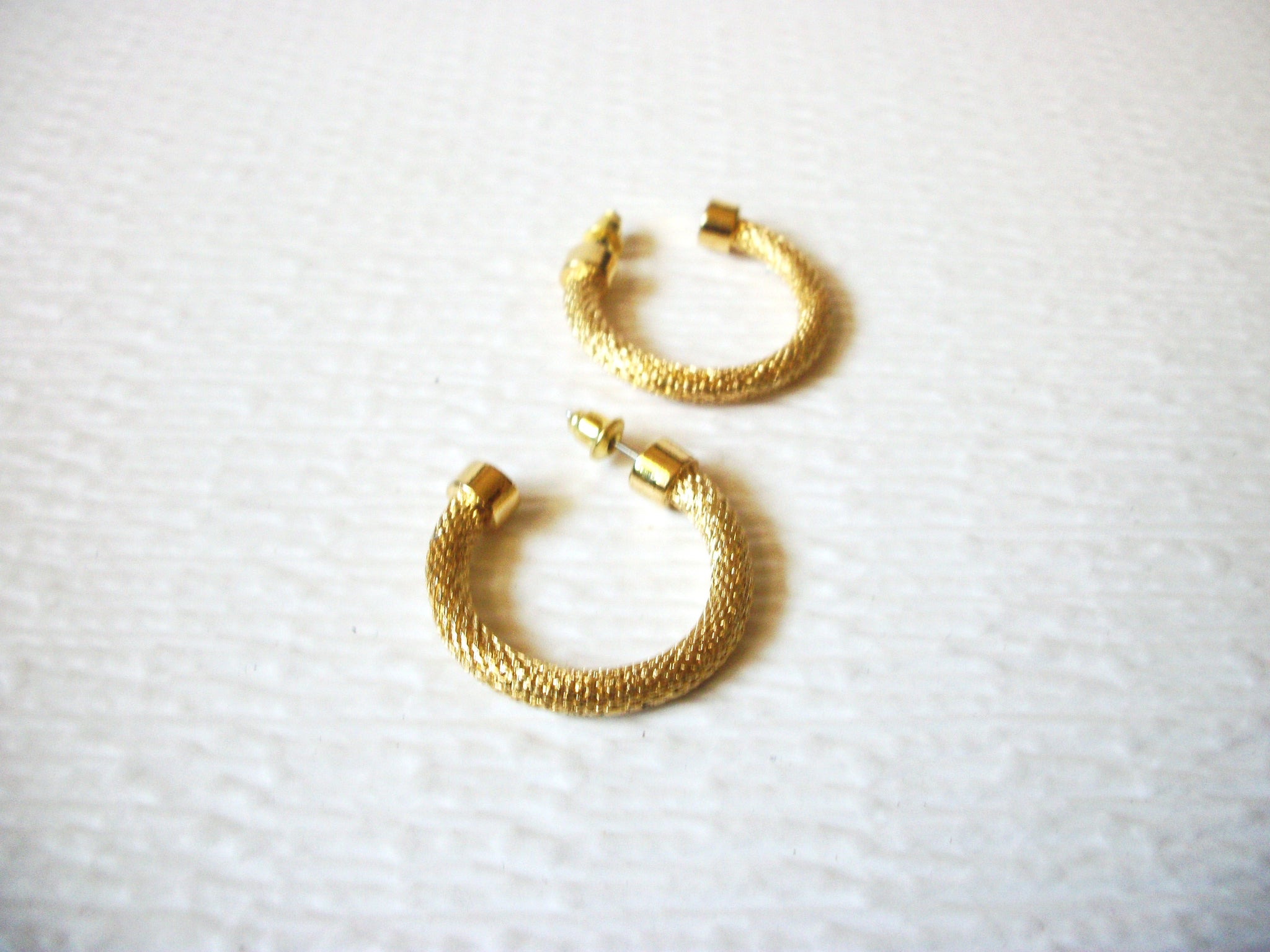 Vintage Gold Toned Mesh Hoop Earrings 71917