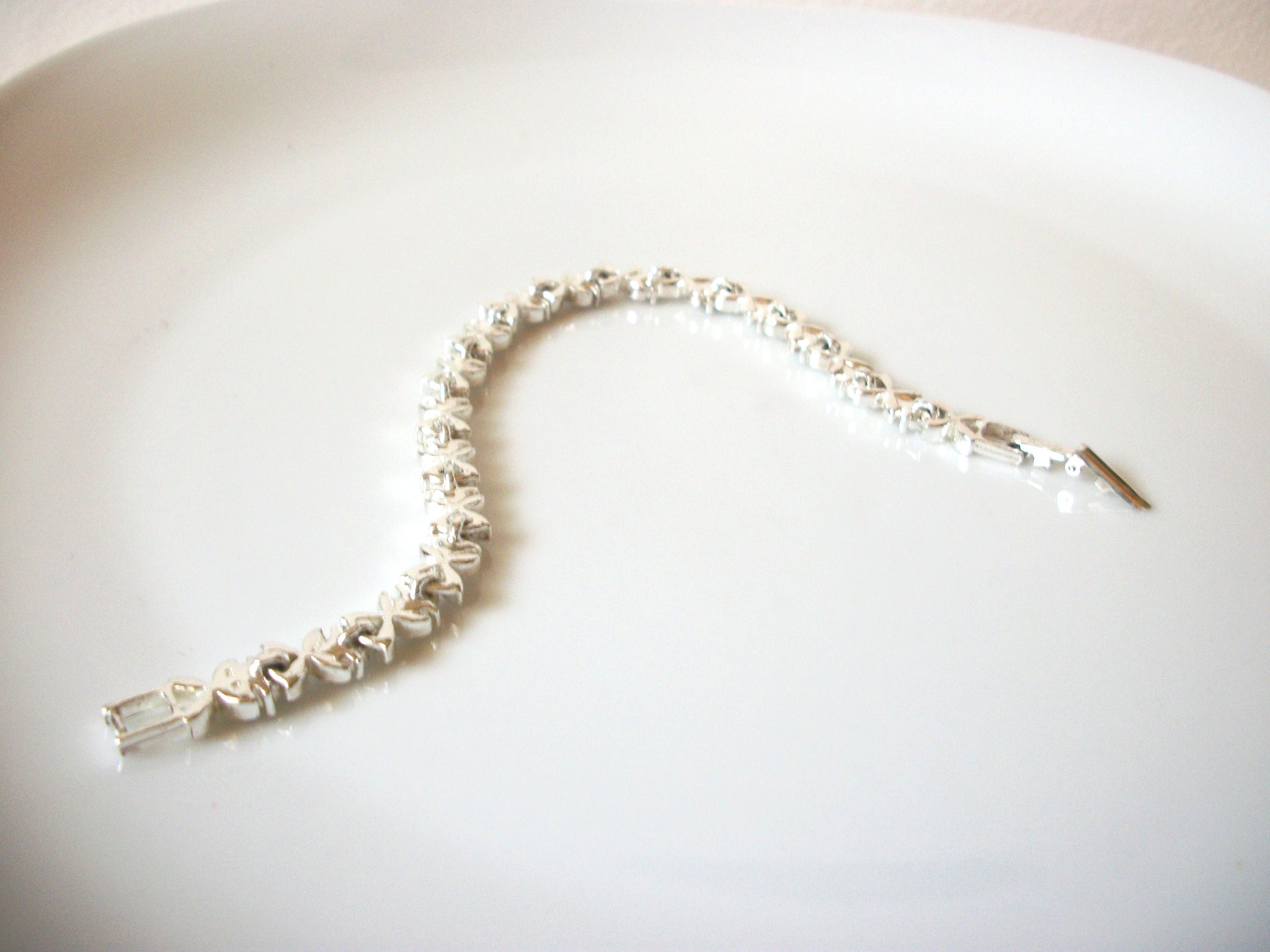 AVON Clear Rhinestone Tennis Bracelet 91617