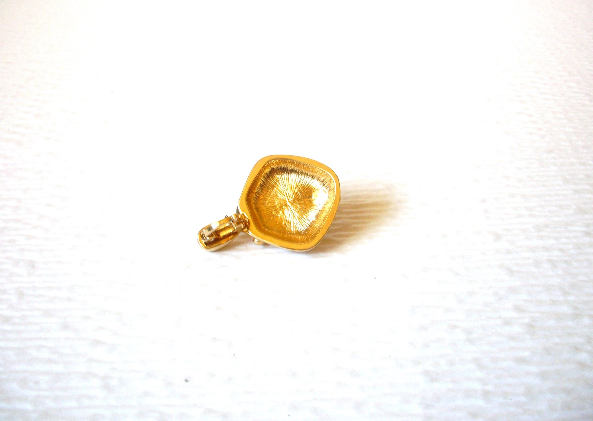 Vintage Gold Toned Faux Onyx Pendant 121216