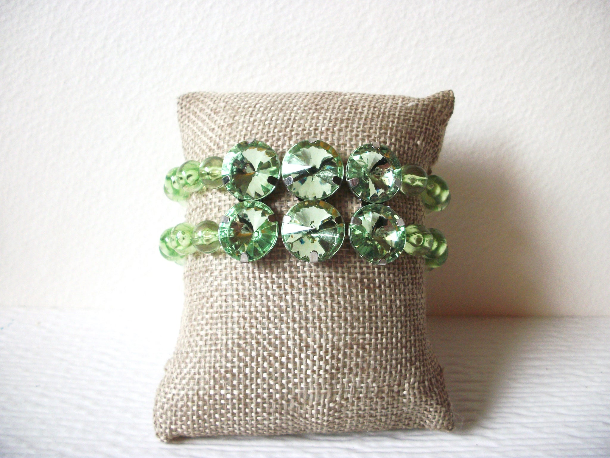 Retro Translucent Green Bracelet 82217