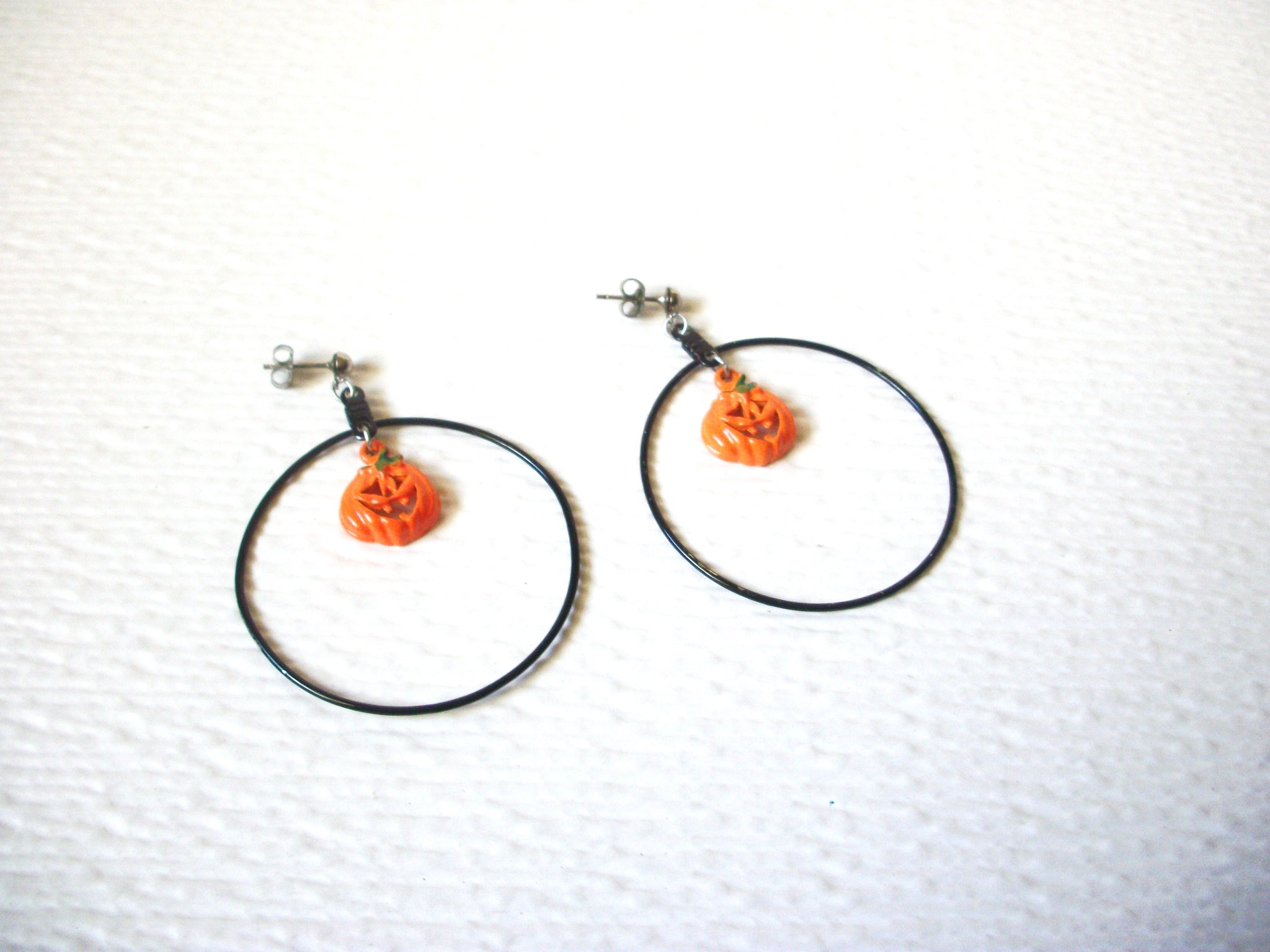 Hand Made Pumpkin Halloween Hoop Earrings 123020