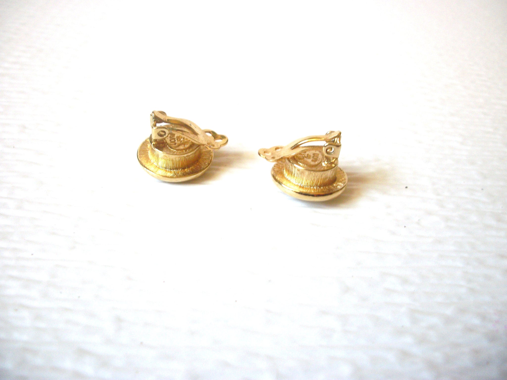 AVON Vintage Small Gold Toned Round Clear Rhinestone Stud Earrings 92216