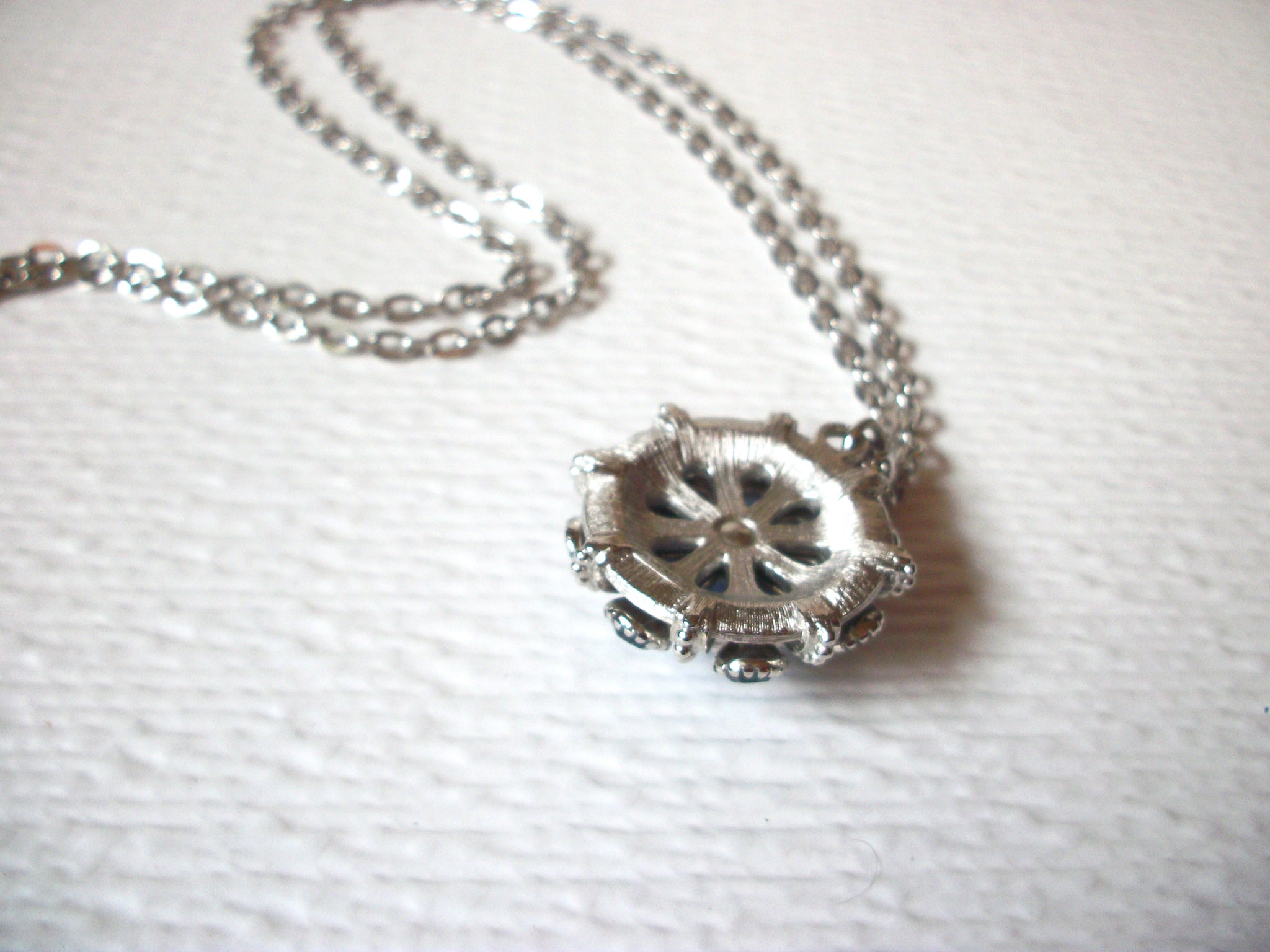 AVON Vintage Blue Moon Stone Iridescent Rhinestone Pendant Retro Necklace 122320