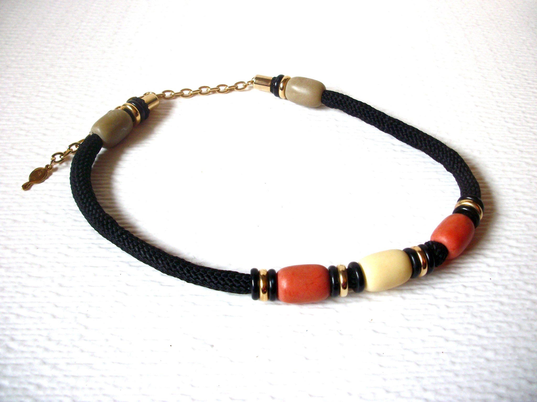 SARAH COV Bohemian Tribal Wood Fabric Necklace 122320