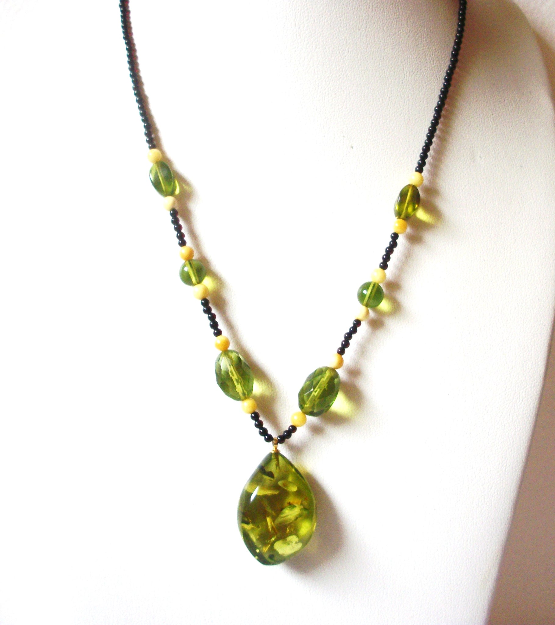 Lucite Peridot Hand Crafted Necklace 122420