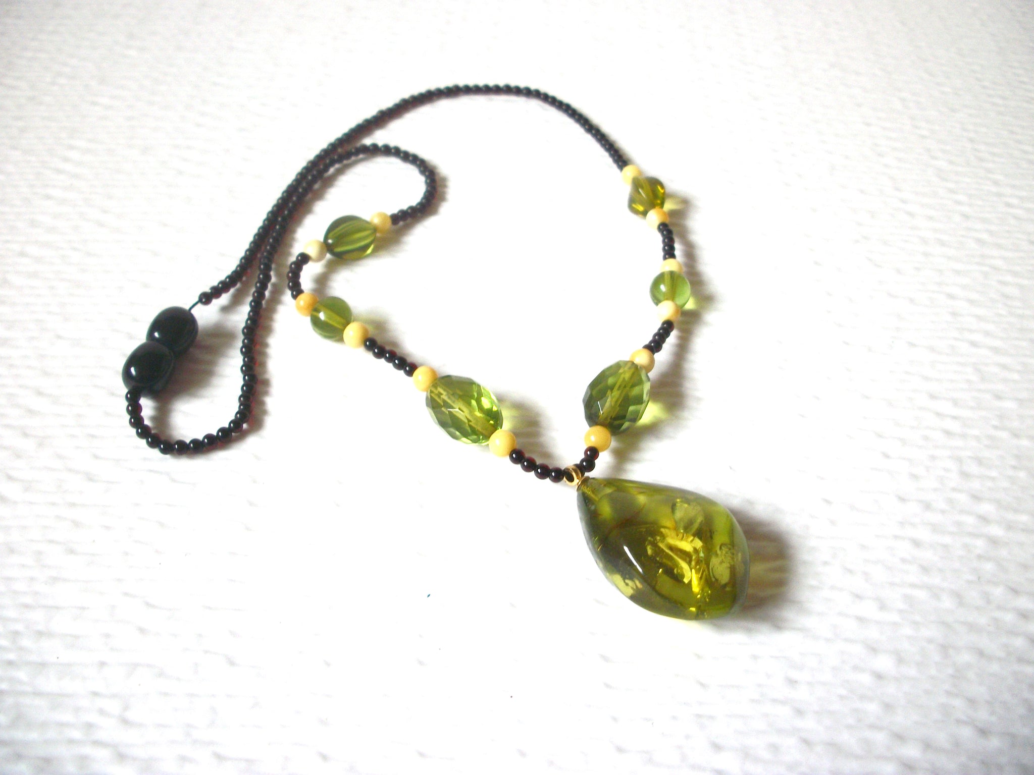 Lucite Peridot Hand Crafted Necklace 122420