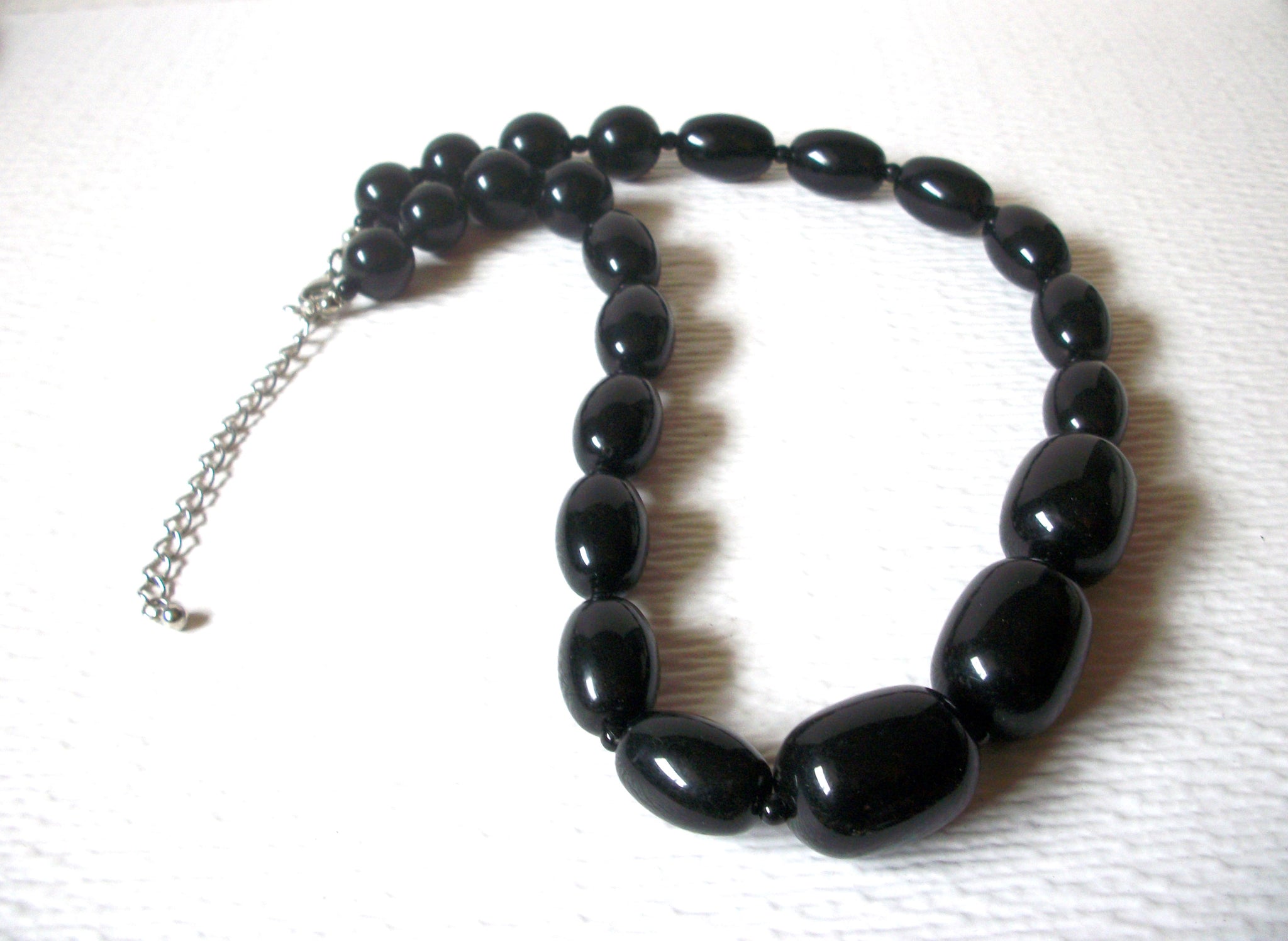 Retro Chunky Black Acrylic Necklace 122520