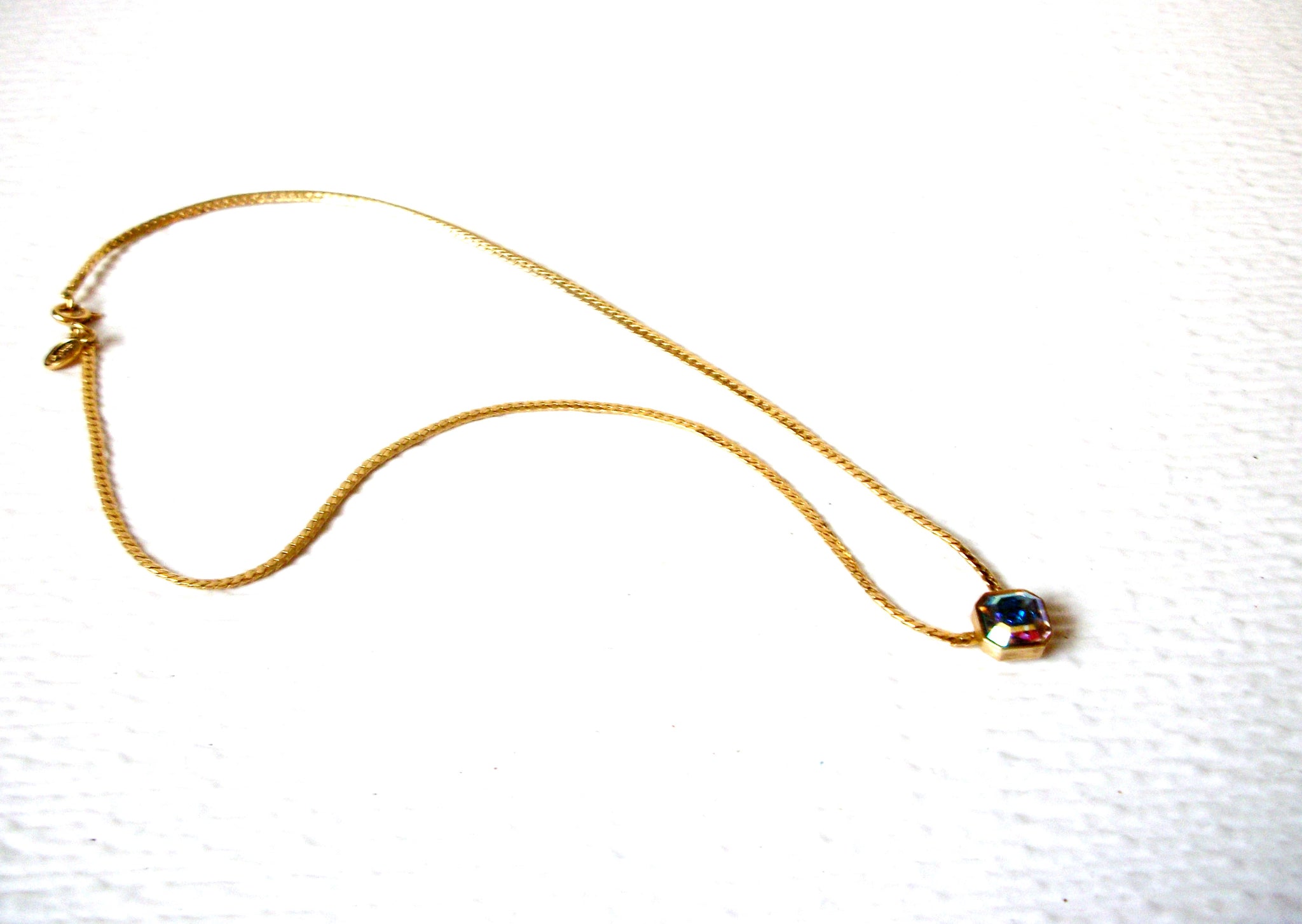 AVON Vintage Iridescent Rhinestone Necklace 122720