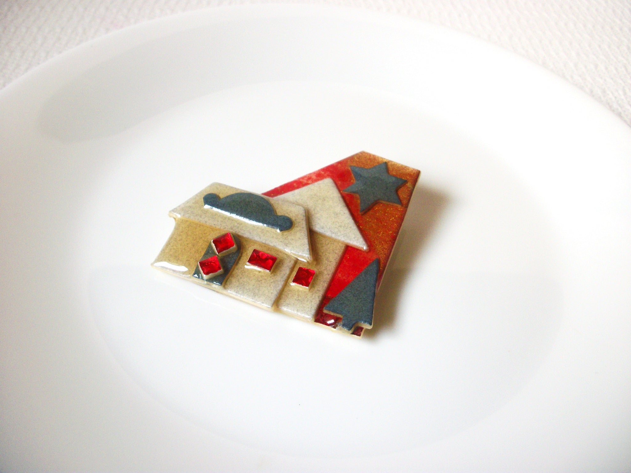 Vintage Lucinda Pins, House Pins By Lucinda 101820