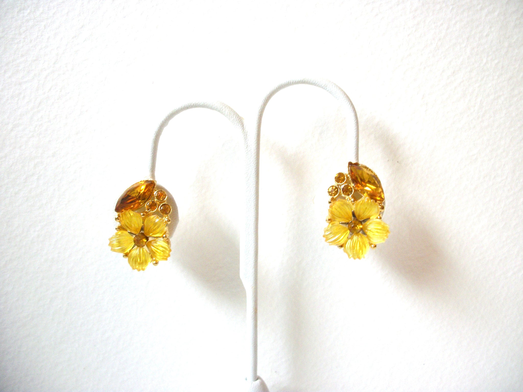Retro Yellow Glass Flower Earrings 101920