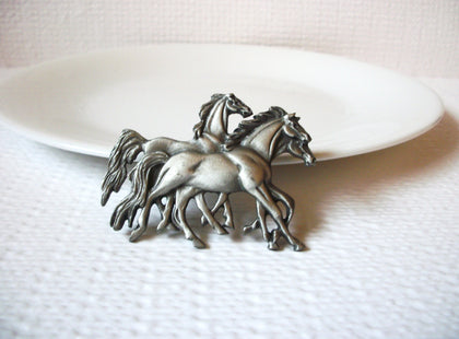 Vintage Horse Brooch, Unmarked Pewter Mustangs Horses FORT Stamped Pin 71218