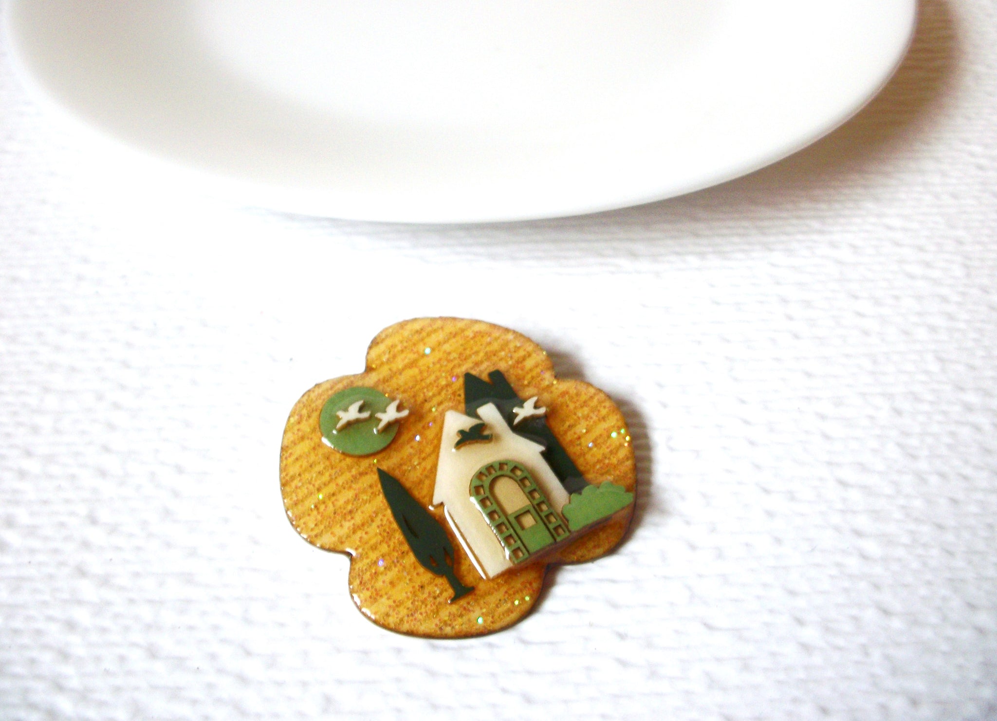 Vintage Lucinda House Pins, Sparkling Golden Tree Trellis Birds House Pins 102220