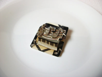 Vintage Lucinda Music Pins, Flower Music Notes Lucinda Pins 102320