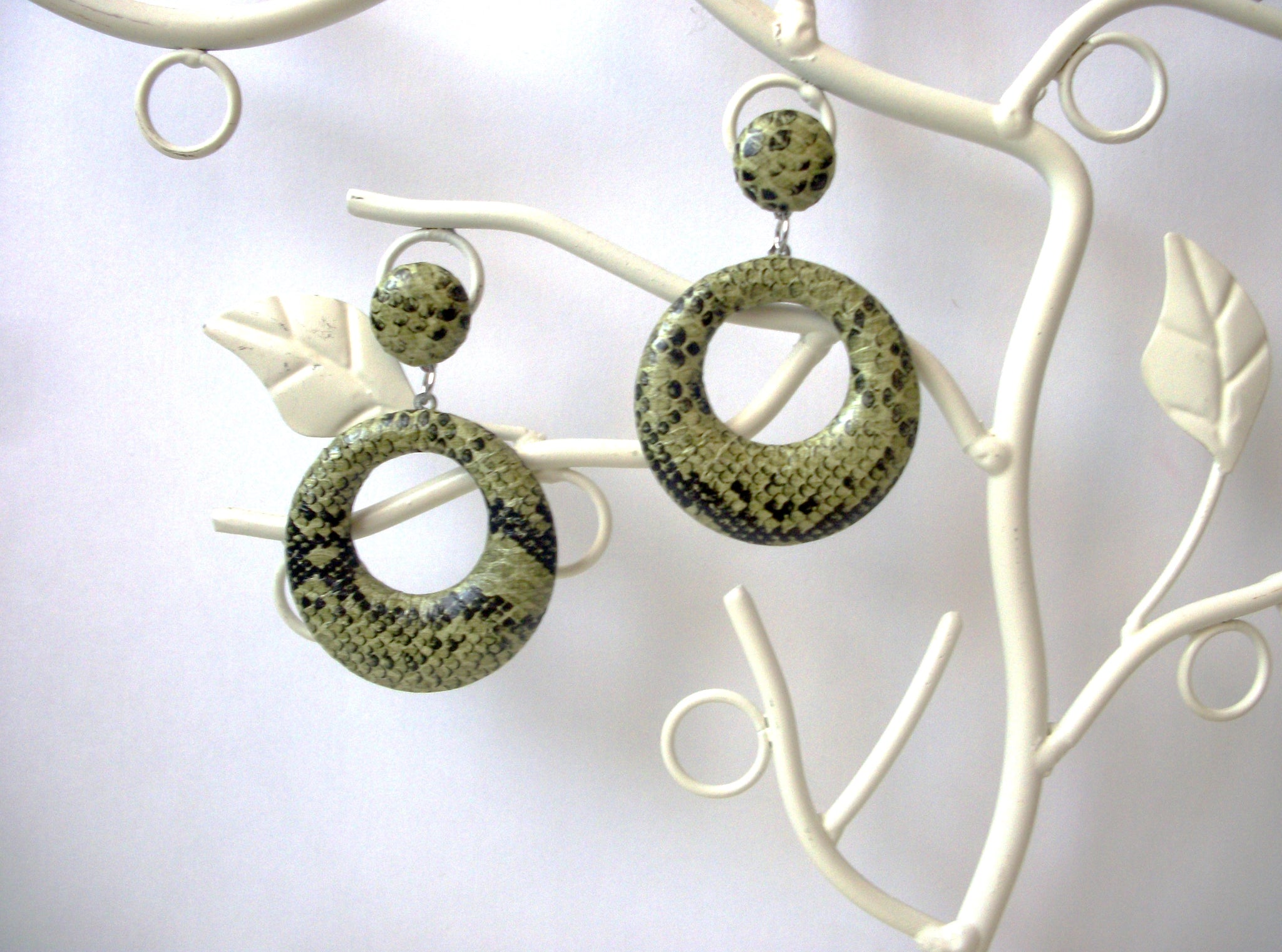 Vintage PU Leather Autumm Fern Python  Hoop Earrings 61416