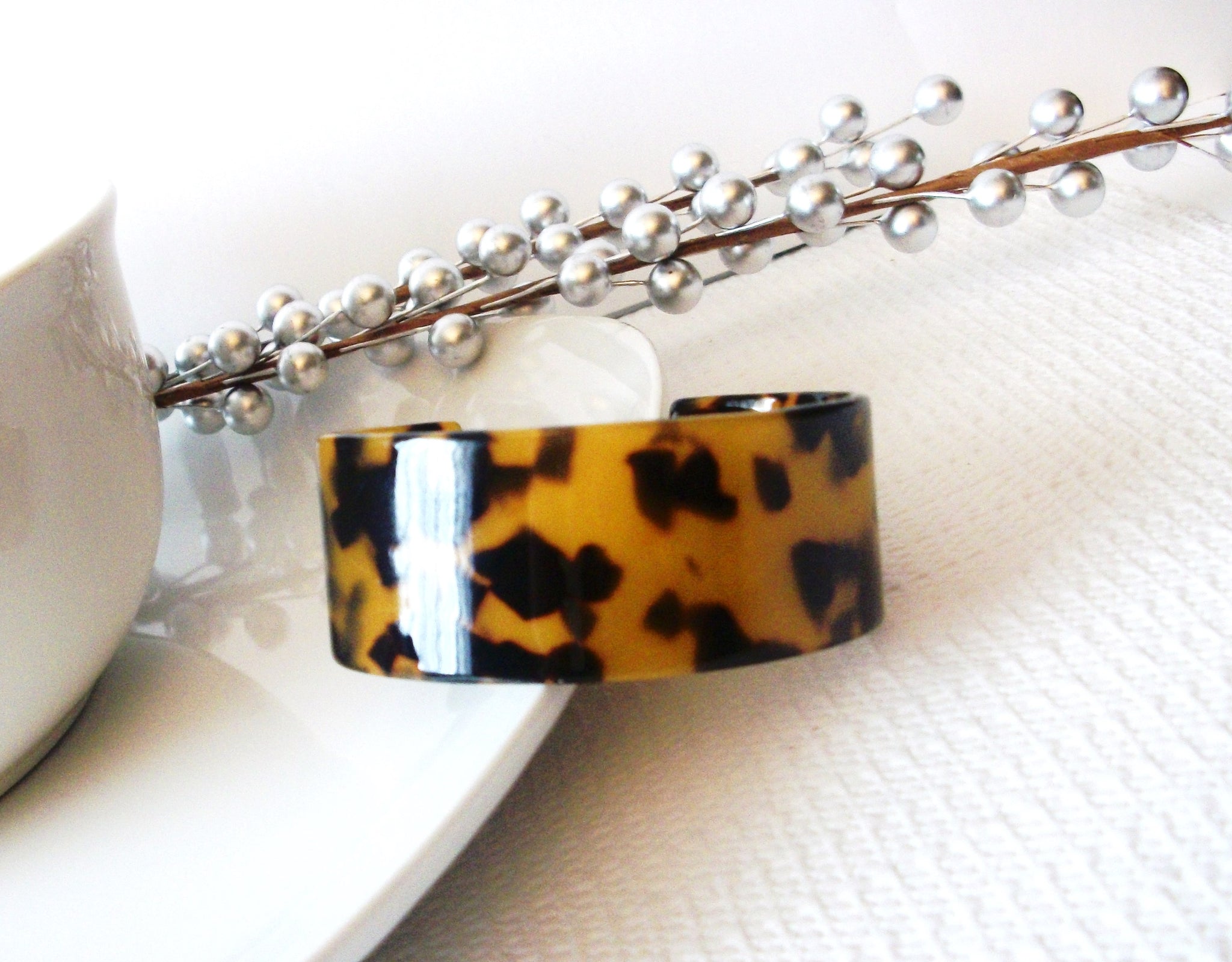 Kylie Dark Dark Brown Wide Cuff Bracelet, Simple Minimalist Tortoise, Tortoiseshell Cuff, Tortoise Shell Cuff Bangle, Acetate Cuff S18