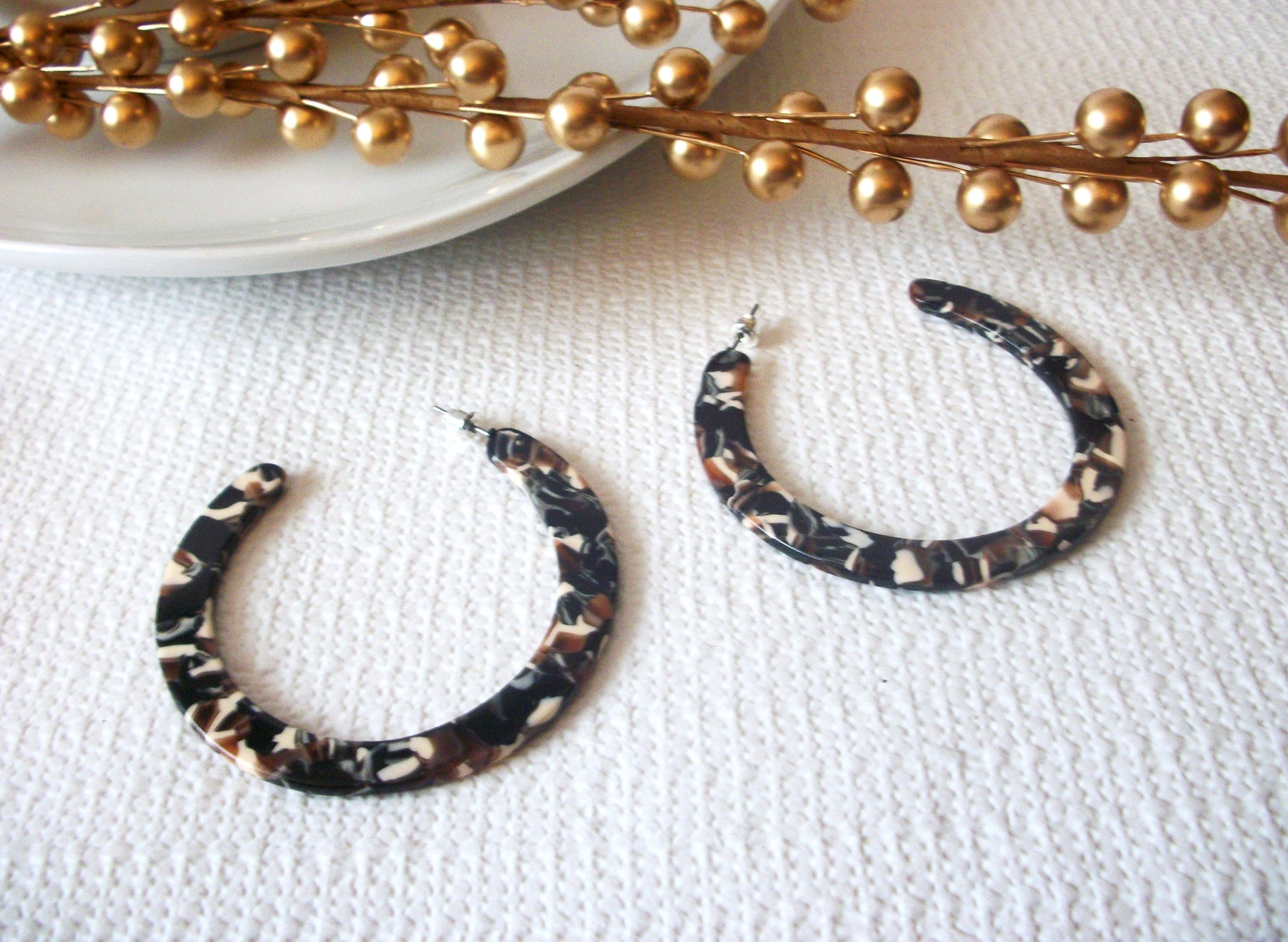 Sam Mocha Swirls Tortoise Earrings, Tortoise Shell Earrings, Tortoise Hoop Earrings, Acetate Earrings, Lightweight Resin Hoop Earrings S12