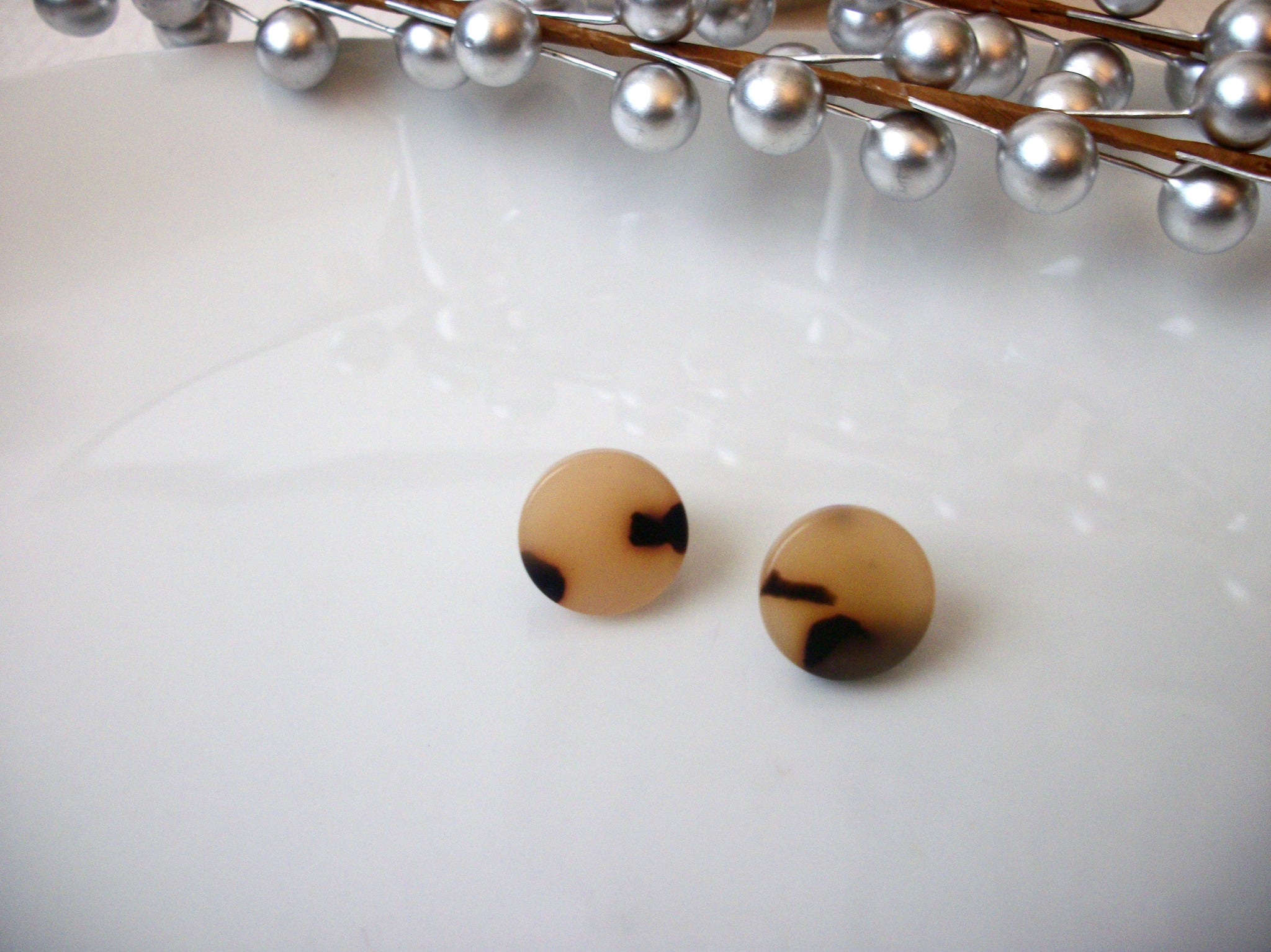 Minimalist Tortoiseshell Small Stud Earrings, Tortoise Shell Earrings, Acetate Earrings, Tortoise Earrings, Resin Stud Earrings S30B