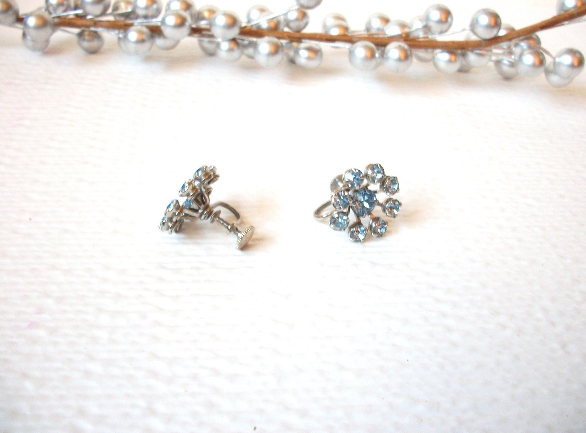 1950s Vintage Blue Rhinestone Snowflake Screw Back Earrings 102920