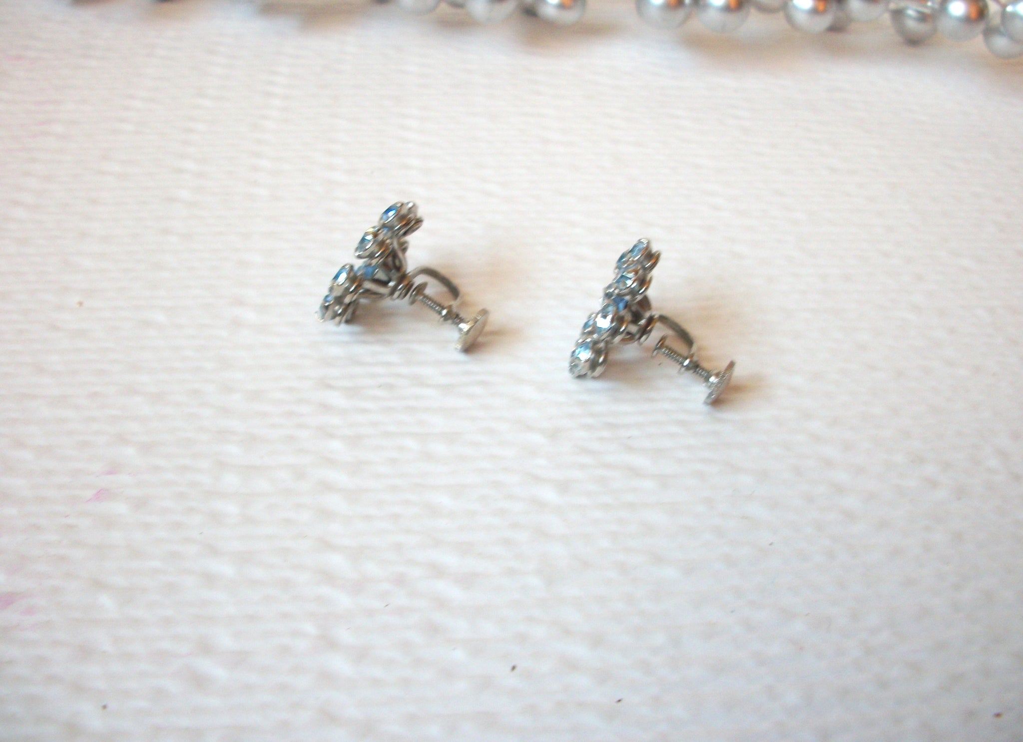 1950s Vintage Blue Rhinestone Snowflake Screw Back Earrings 102920