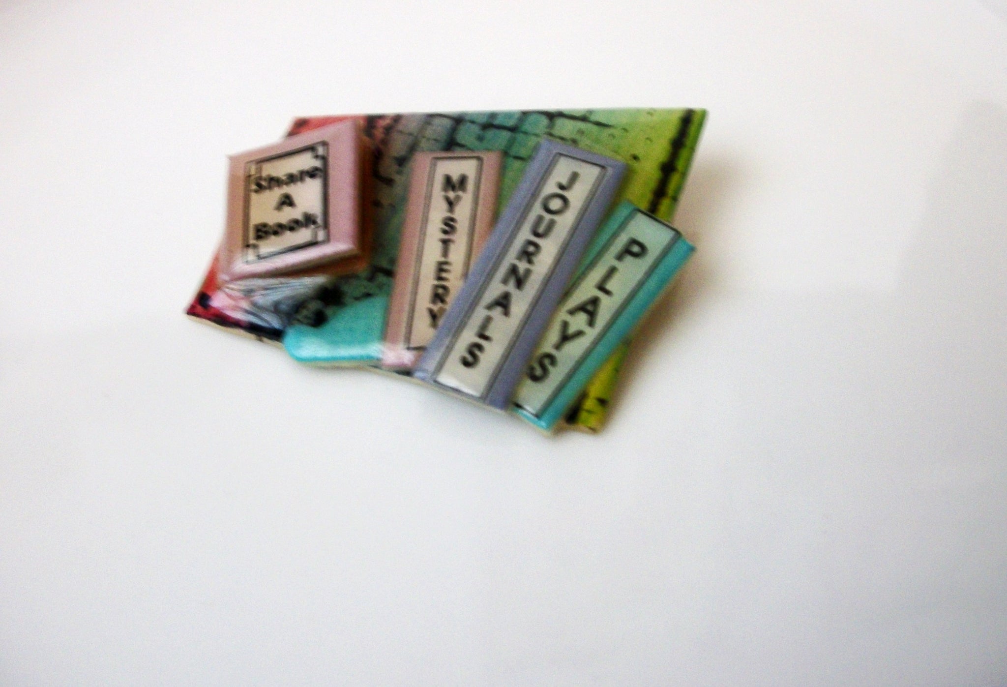 RARE Lucinda Book Pins 61416