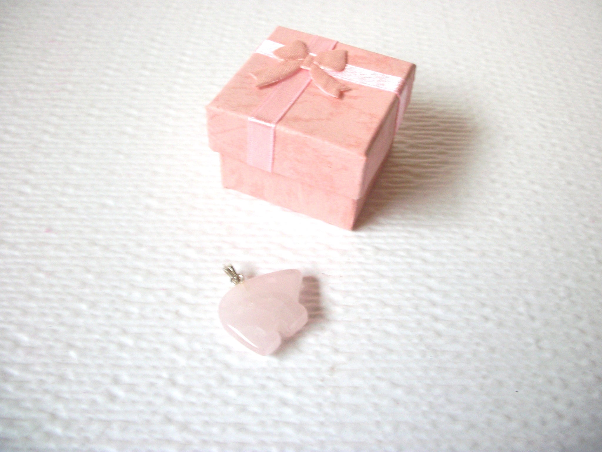 Native American Zuni Rose Quartz Pendant 110120