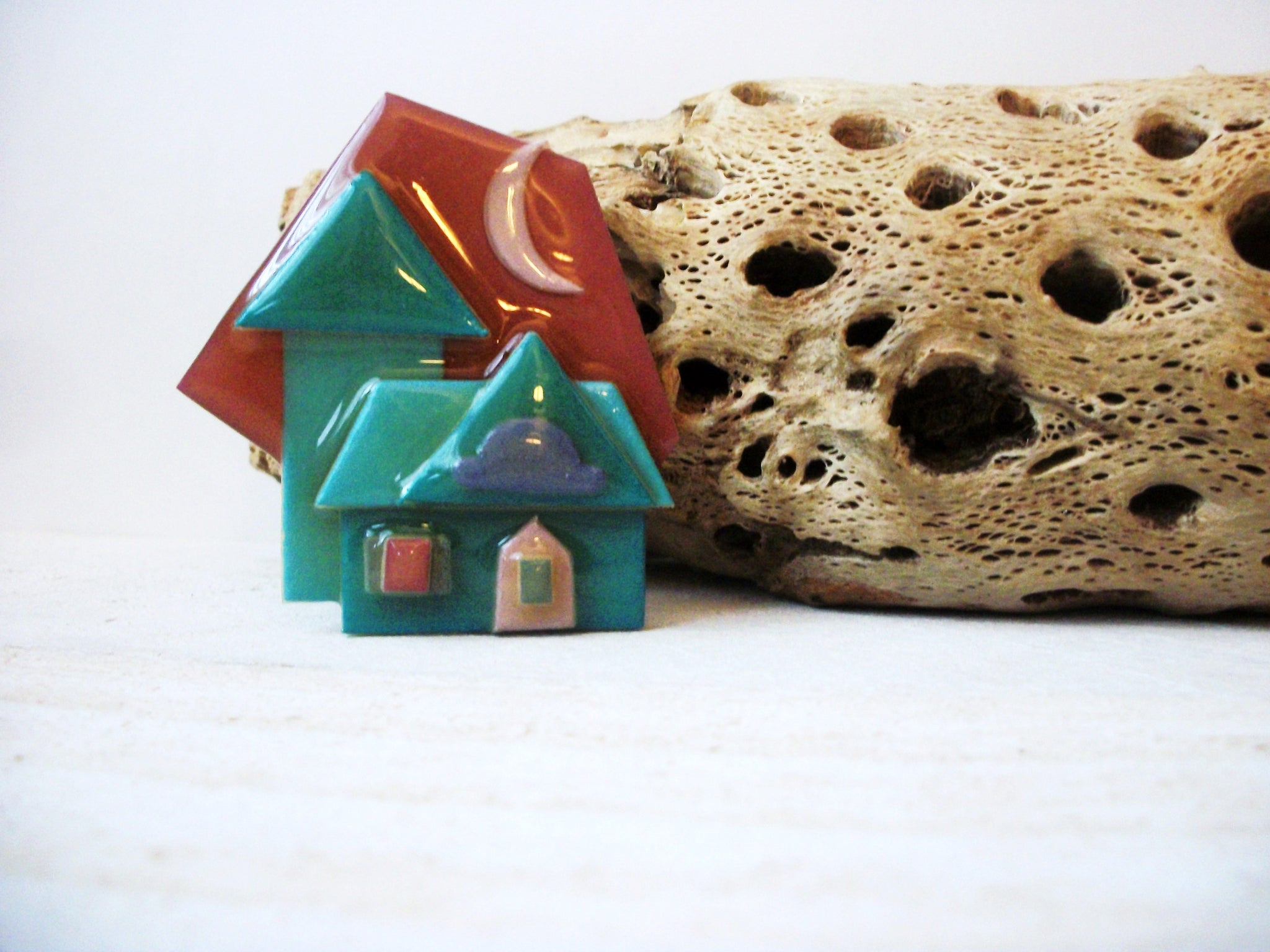 Lucinda House Pins, Crescent Moon House Pins 113016