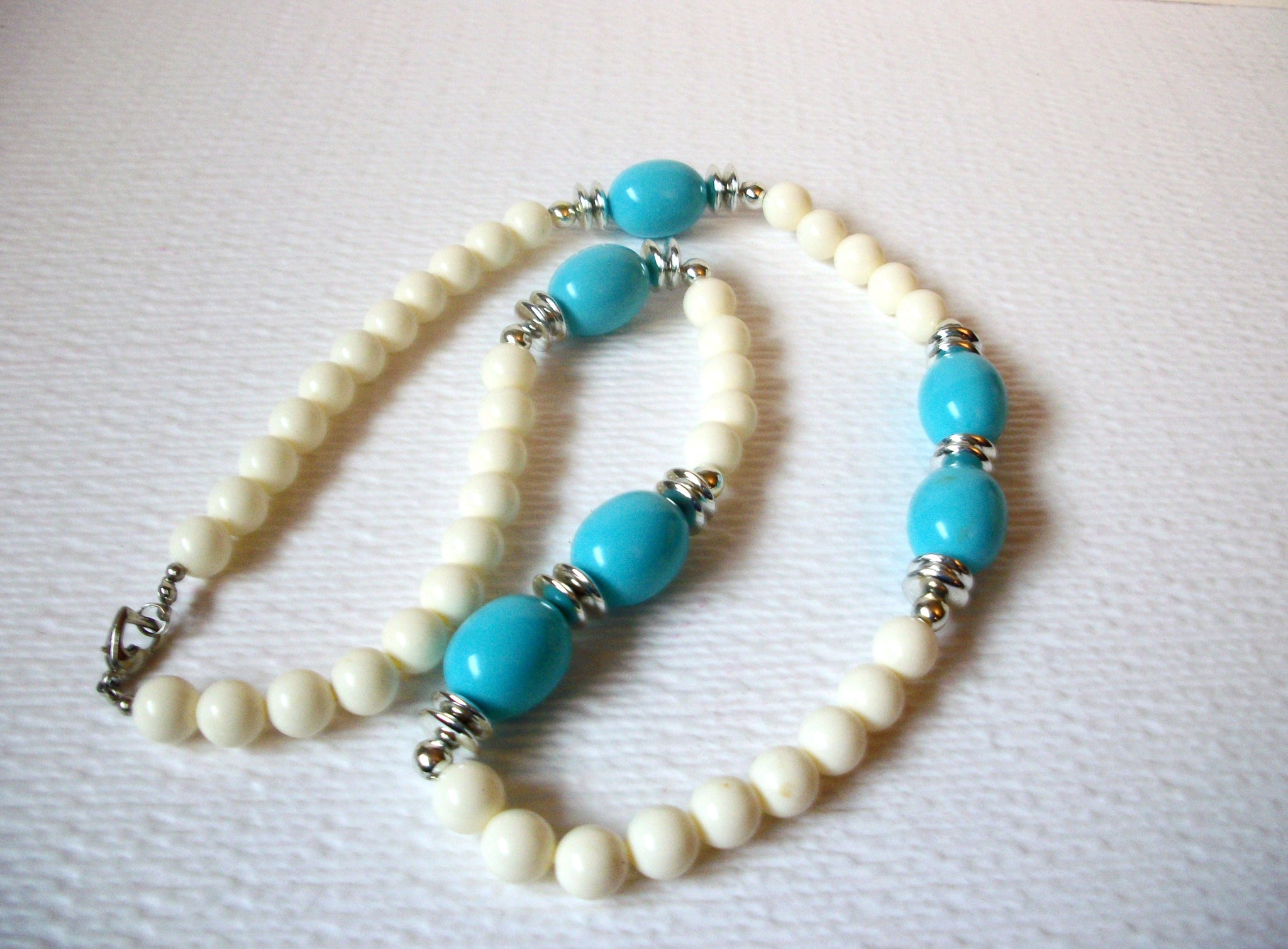 Retro Blue White Necklace 110720