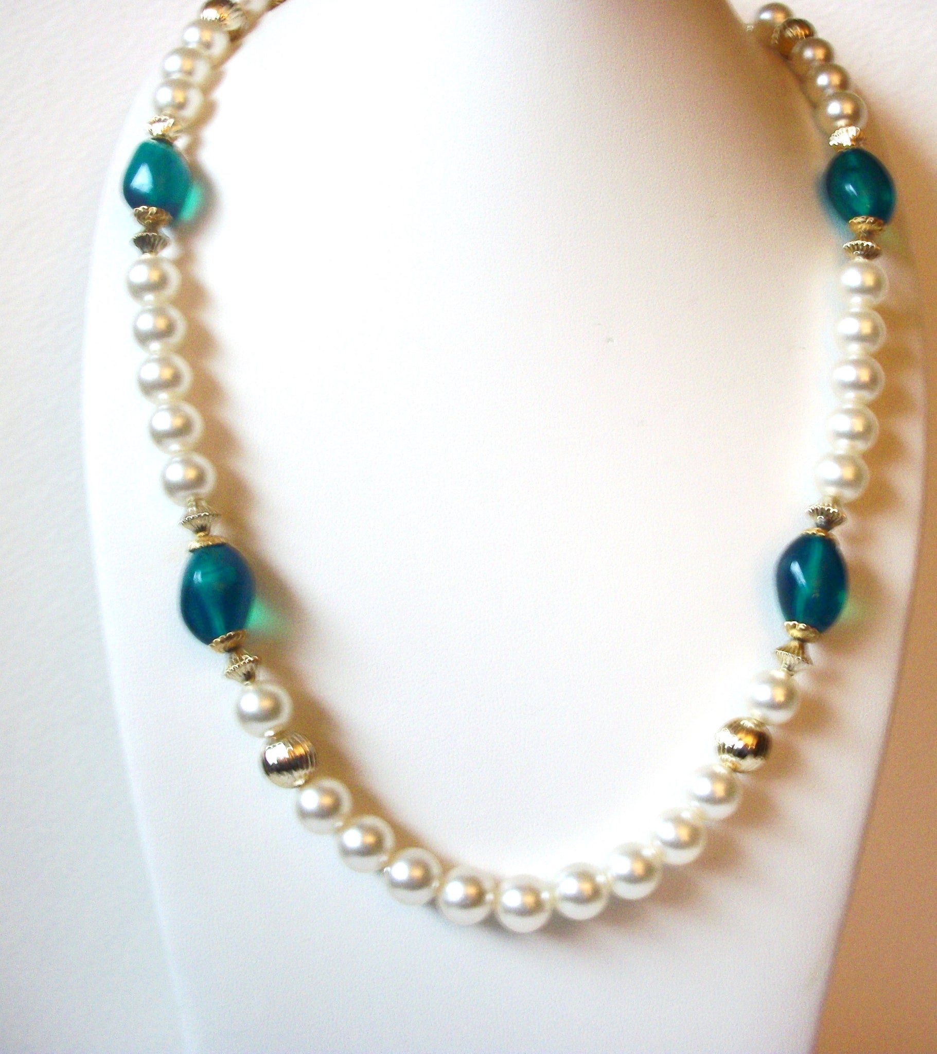 Vintage Faux Pearl Necklace 110720