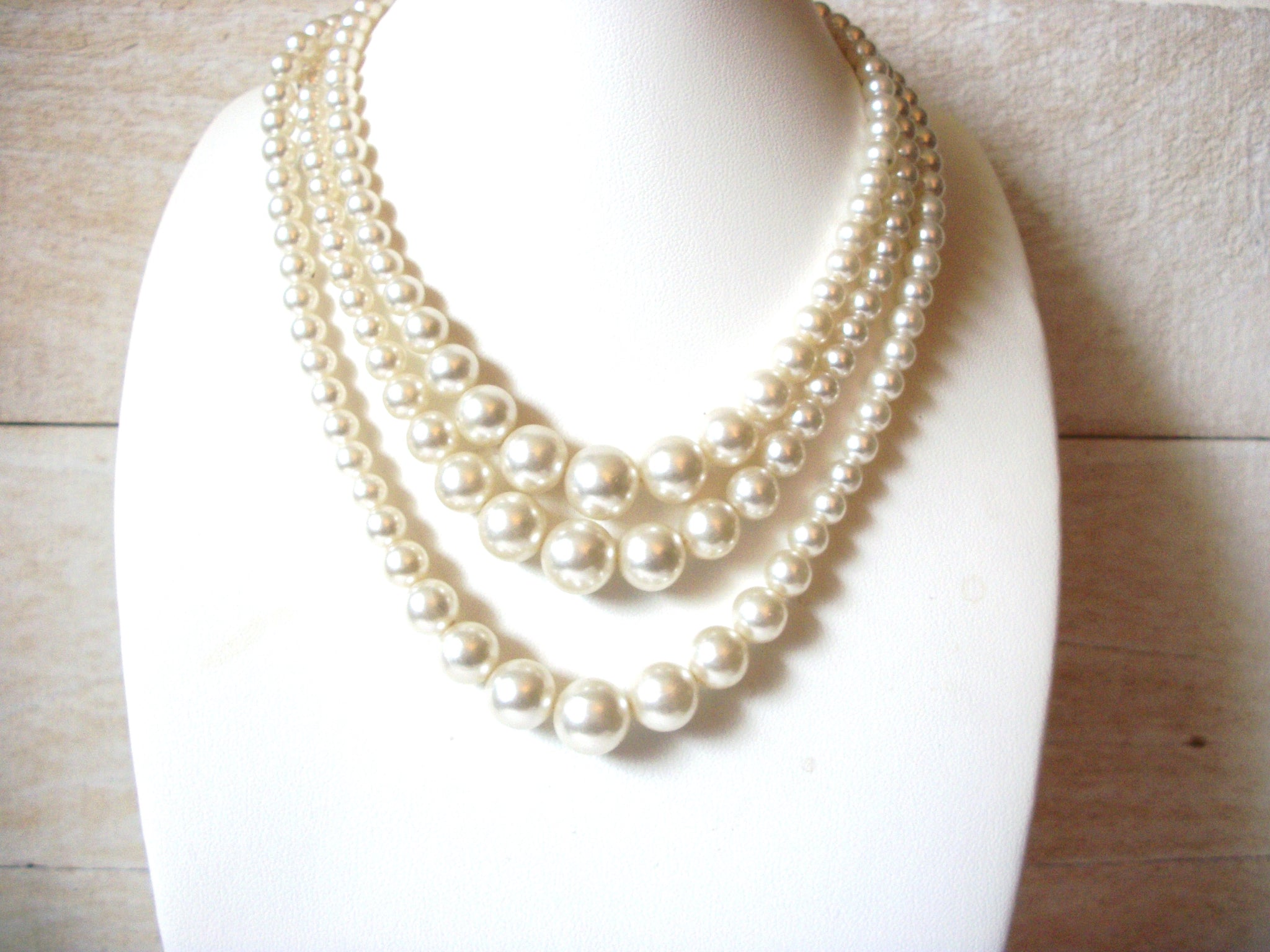 JAPAN Designer 1950s Faux Pearl Necklace 41520