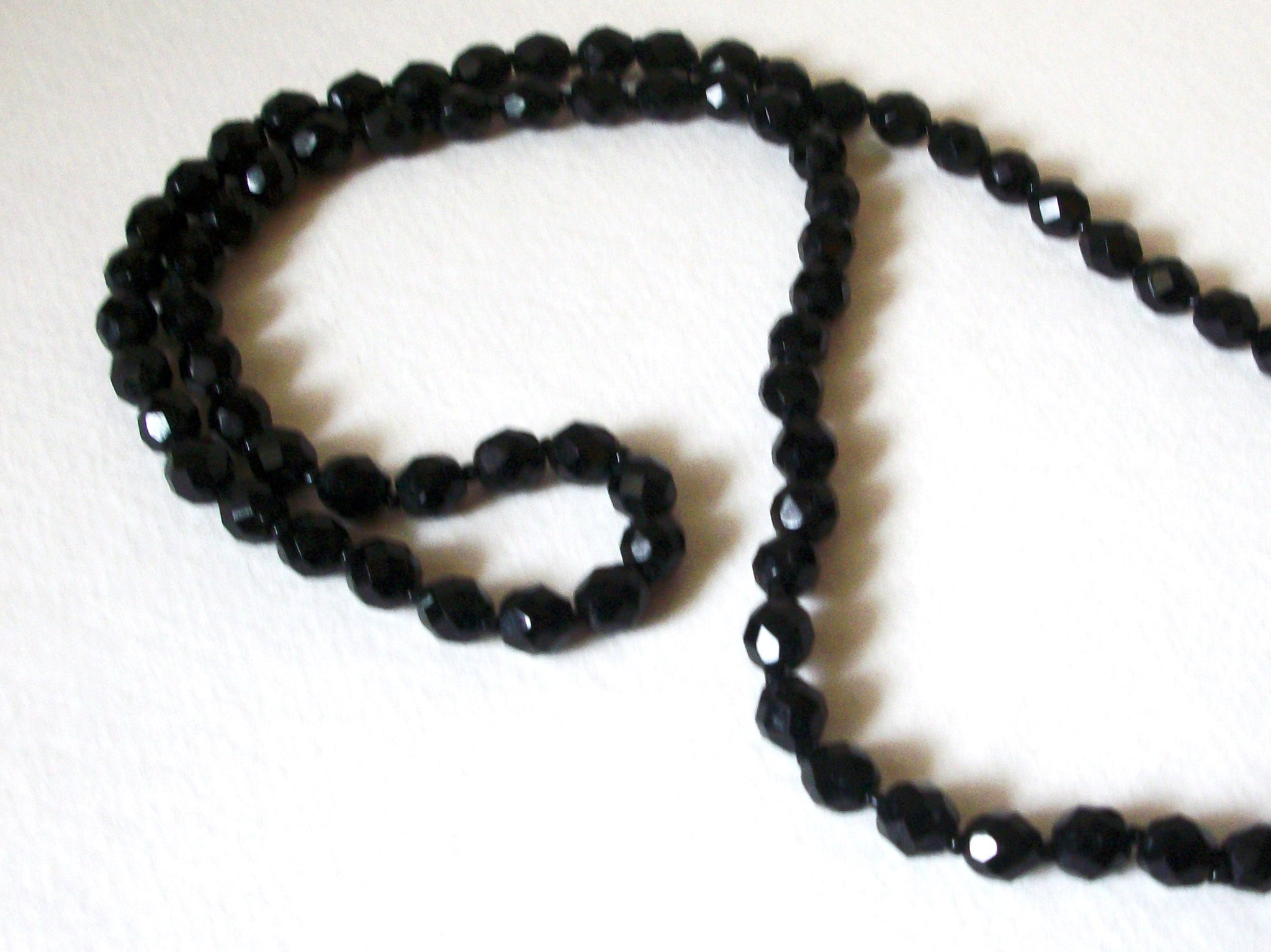 Black CZECH Glass Vintage Necklace 41520