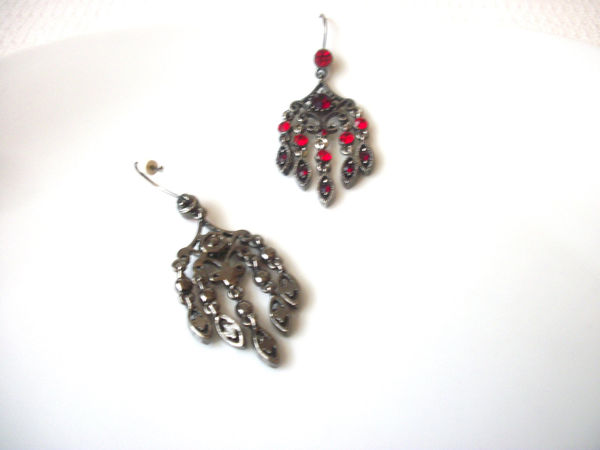 Victorian Ruby Rhinestones Earrings 72116B