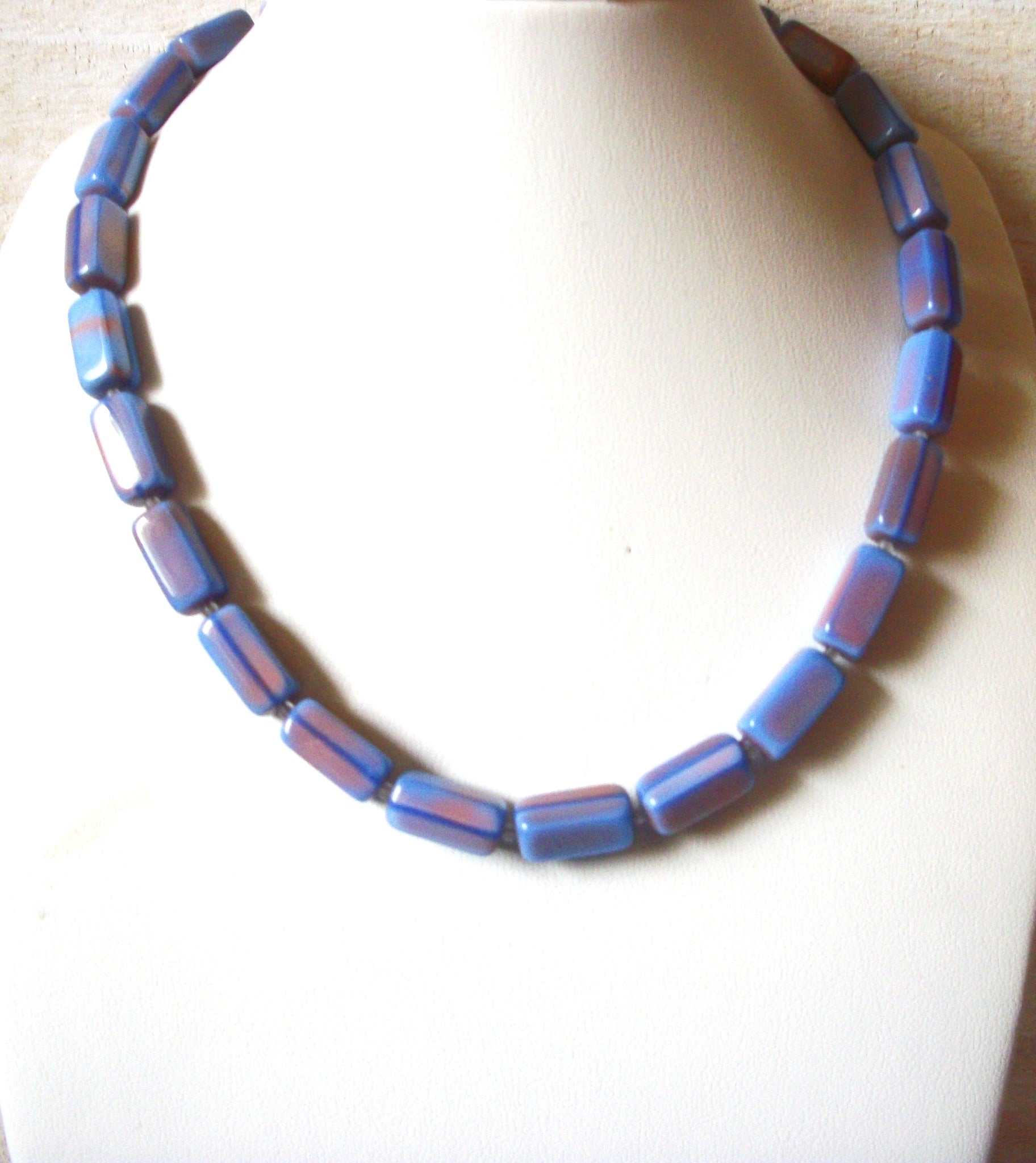 Vintage Pottery Glass Necklace 50120